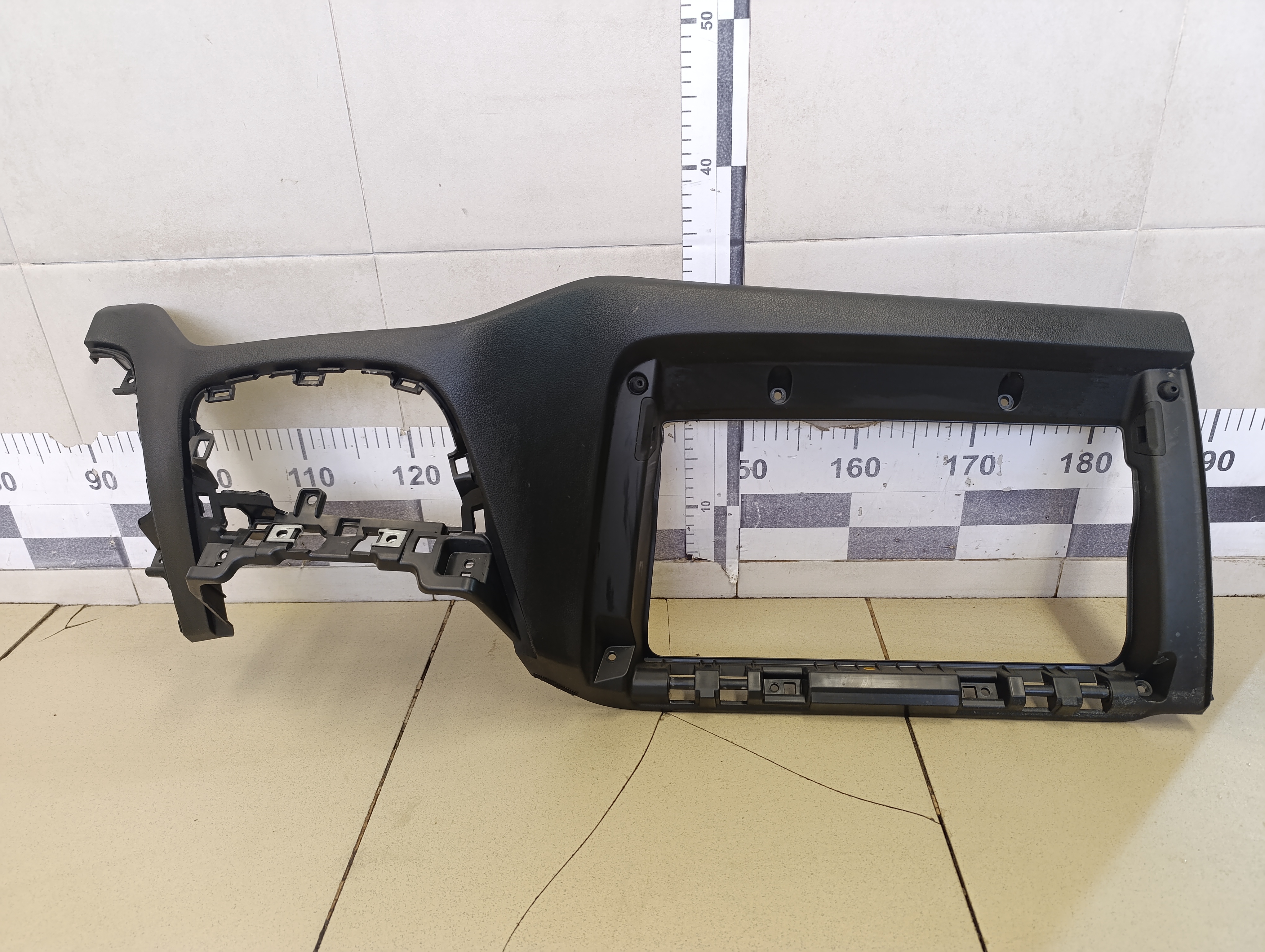 Накладка (кузов внутри) HYUNDAI Solaris 2017>