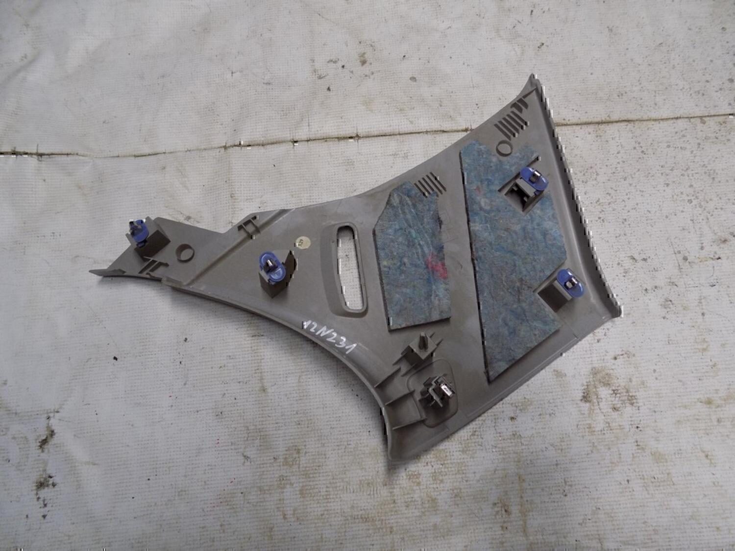 Обшивка стойки OPEL Astra H / Family 2004-2015