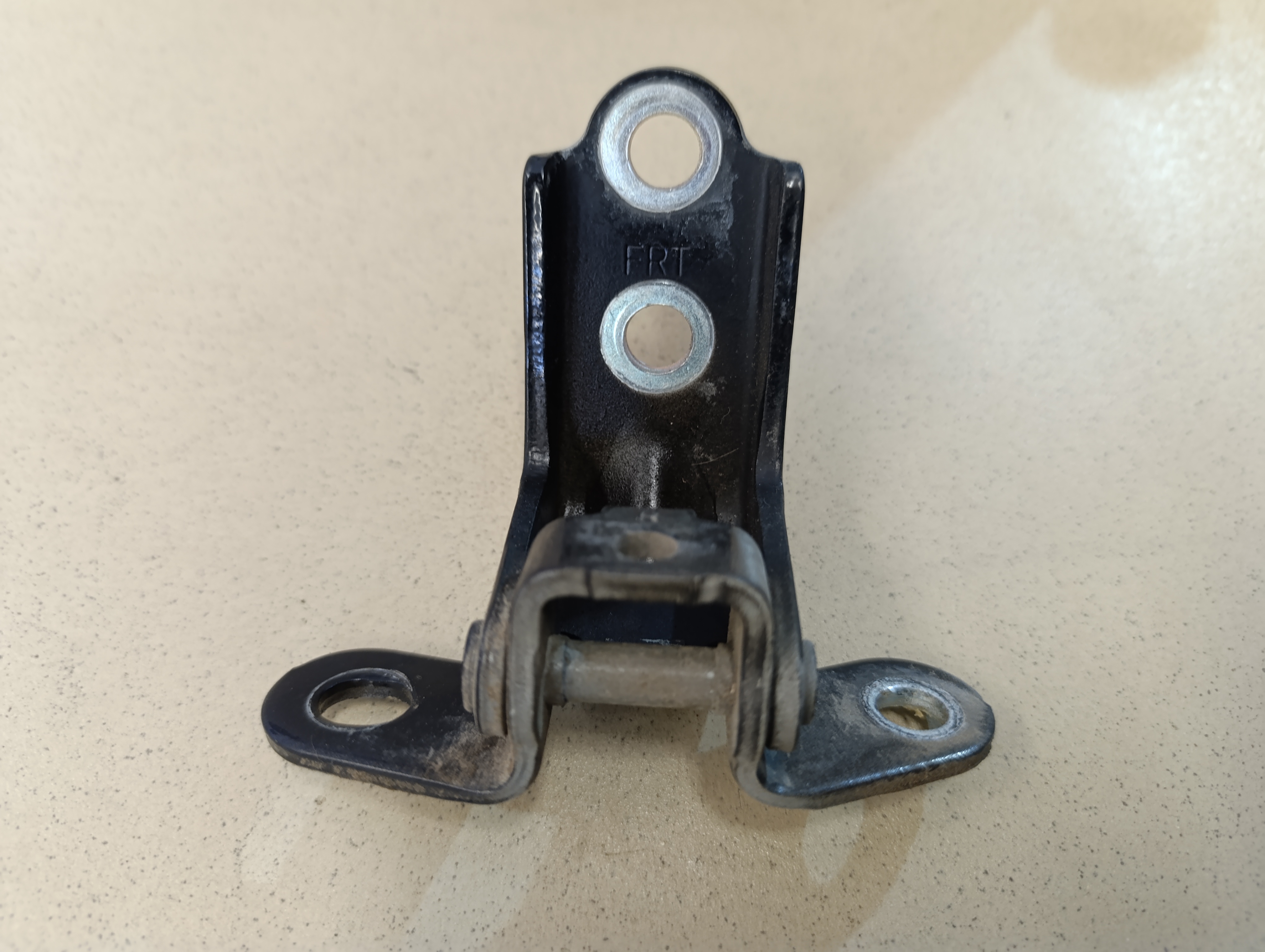 Петля двери HYUNDAI Ceed 2007- 2012