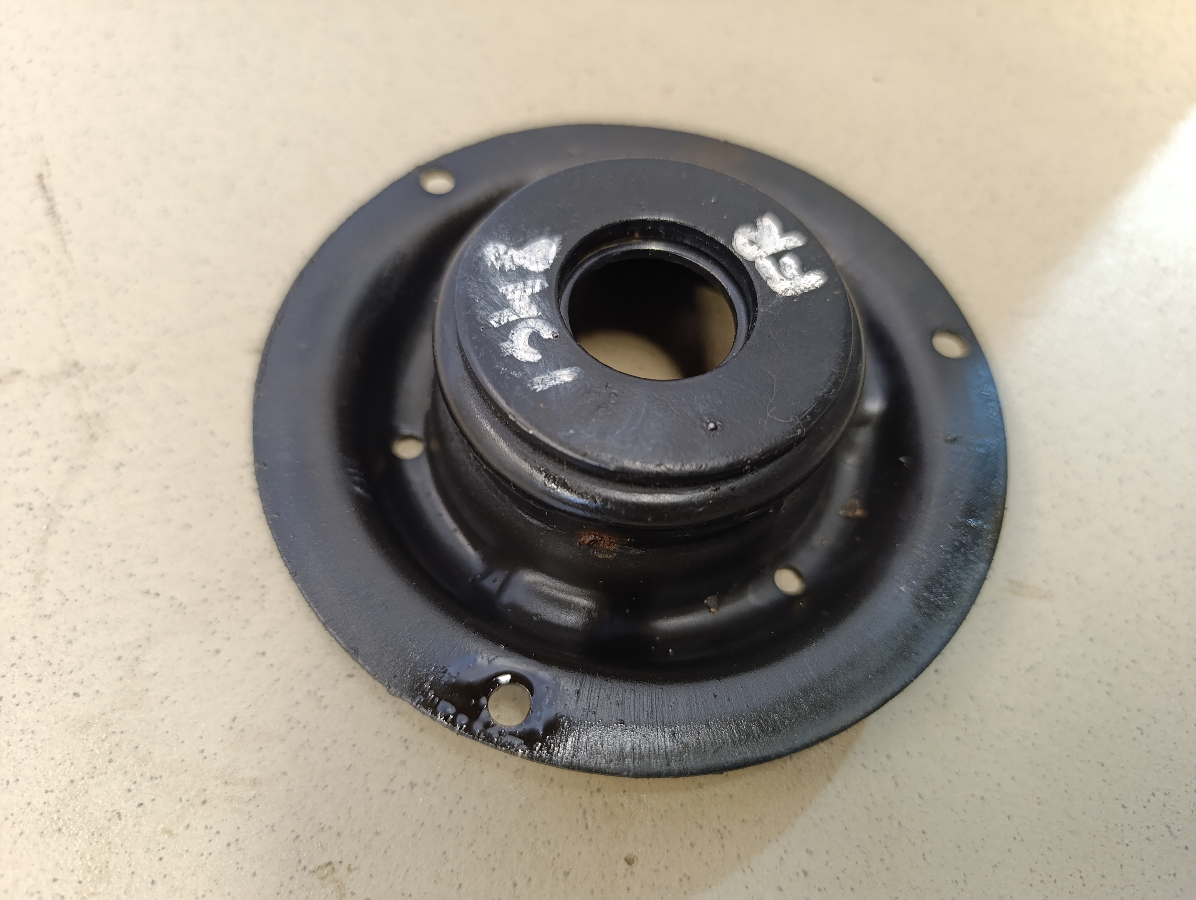 Опора передней пружины верхняя HYUNDAI Solaris 2017>