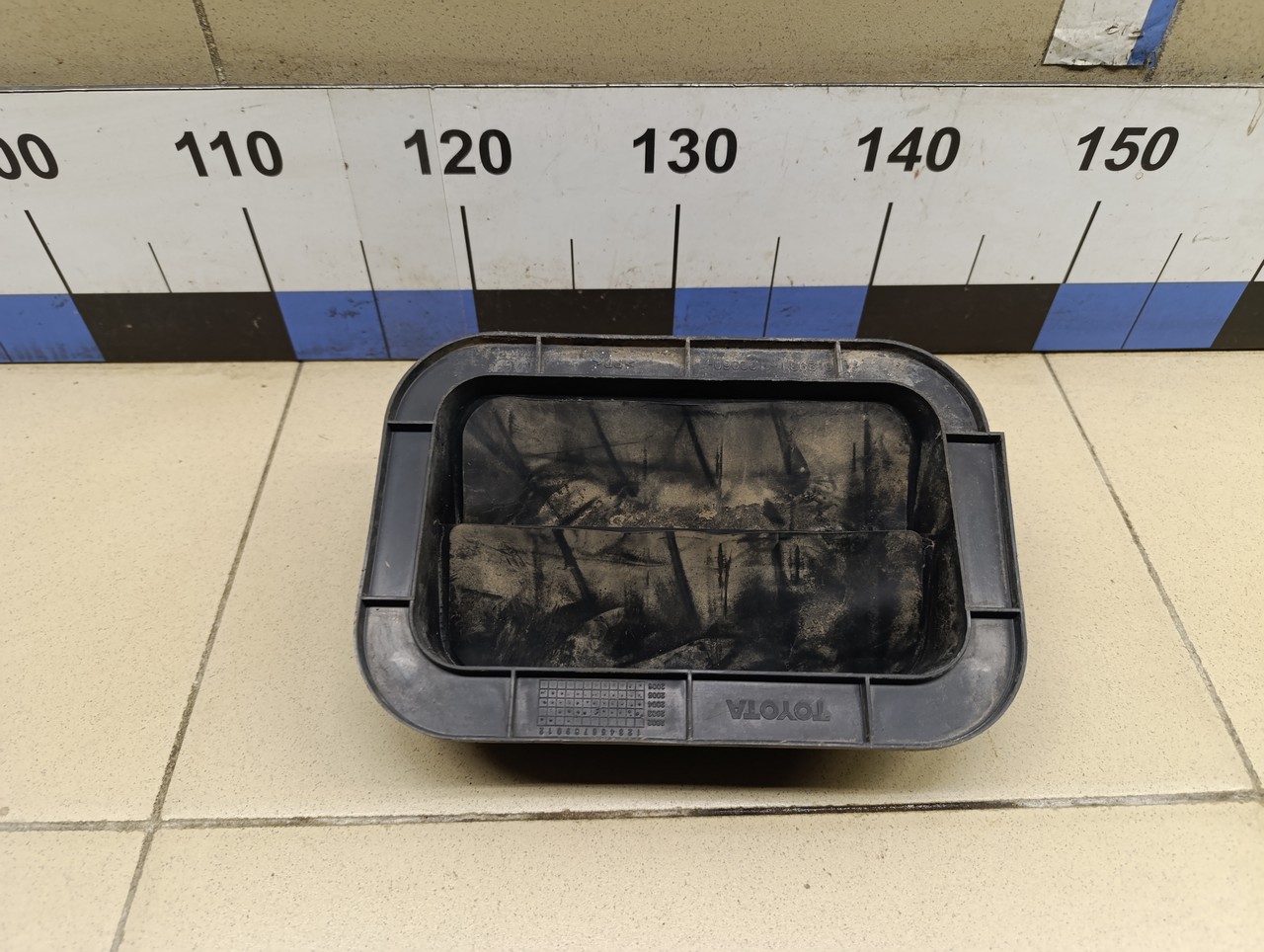 Решетка вентиляционная TOYOTA Corolla E12 2001-2006