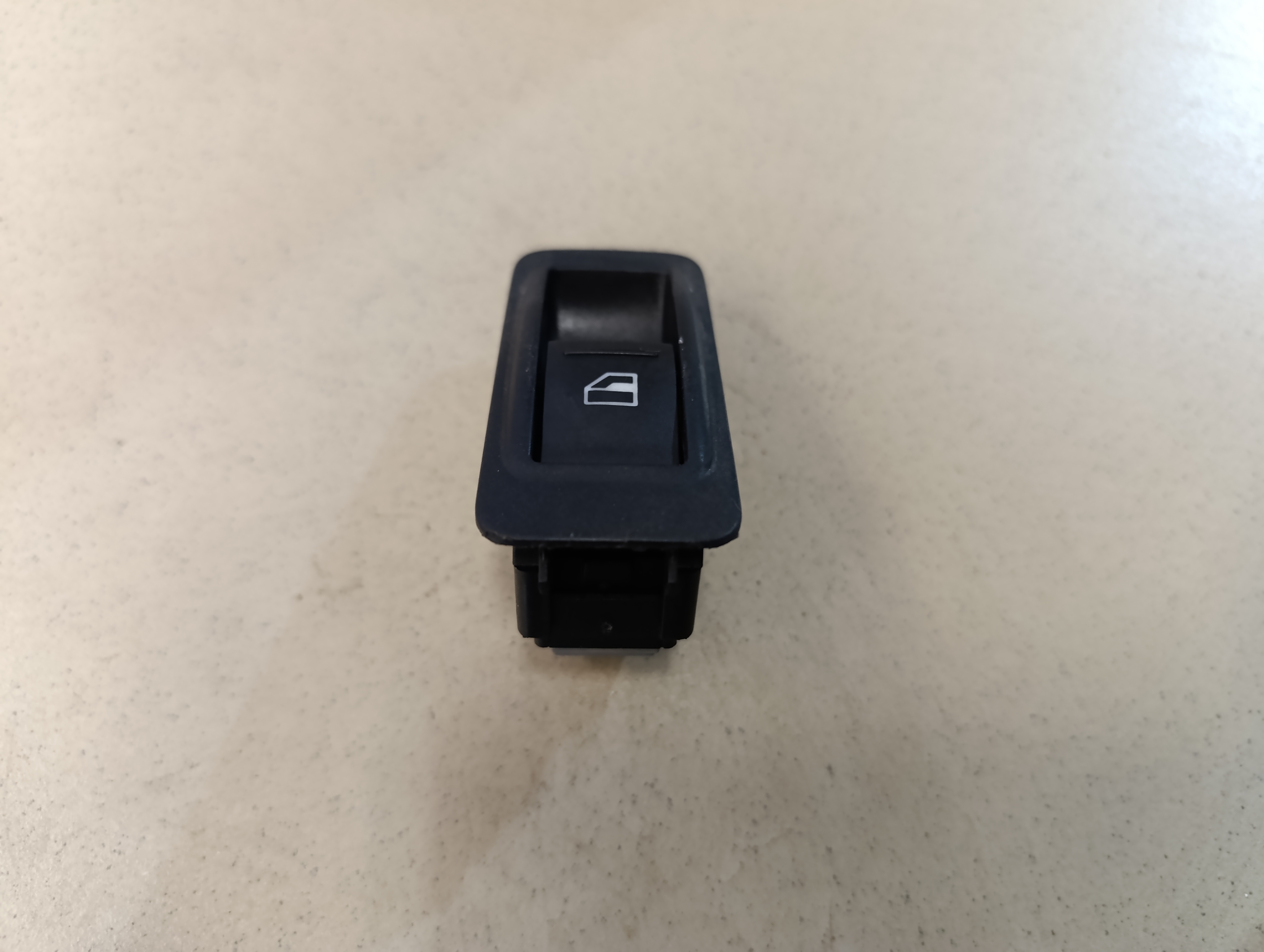 Кнопка стеклоподъемника VW Transporter T5 2003-2015