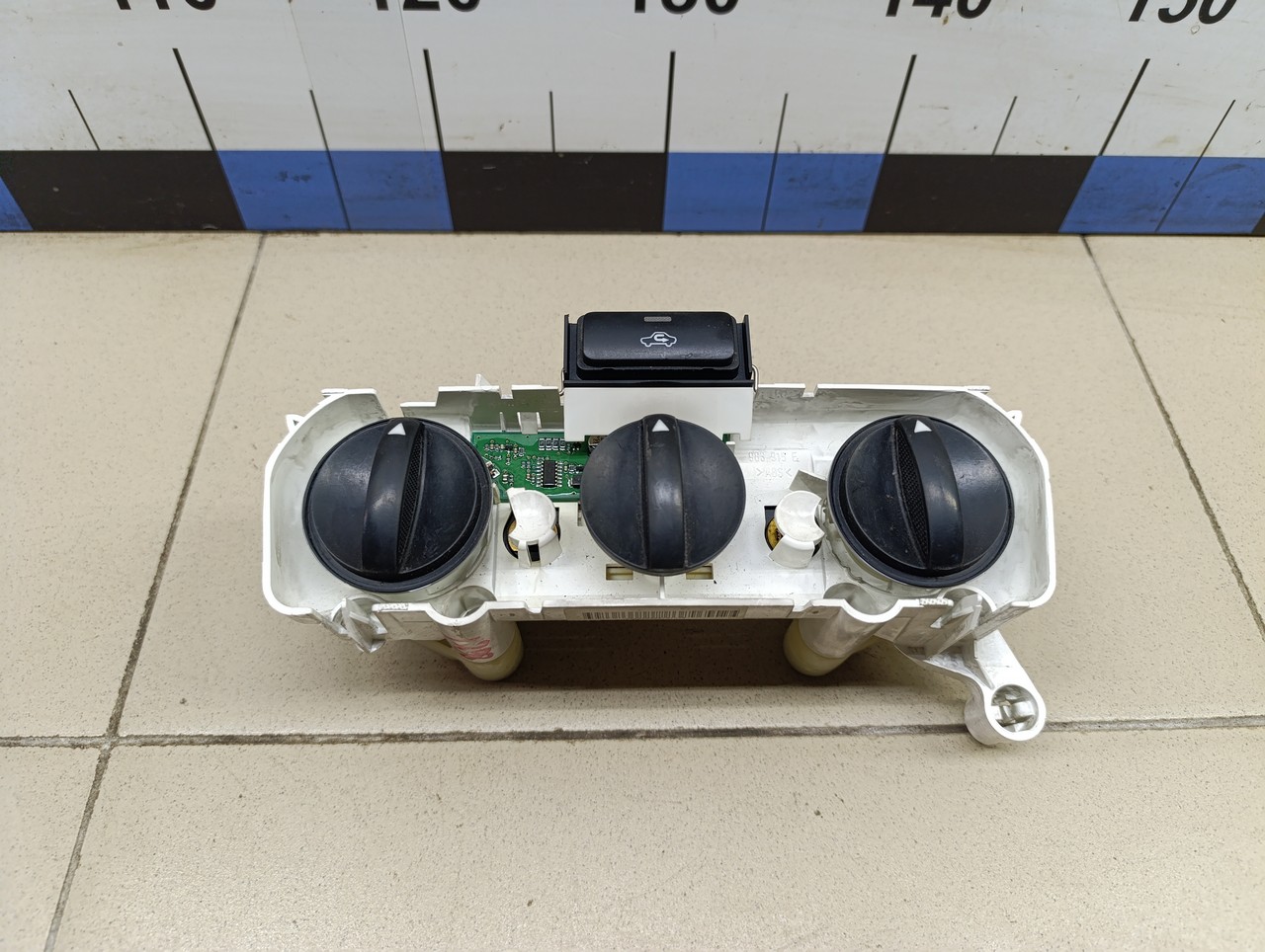 Блок управления отопителем TOYOTA Corolla E12 2001-2006