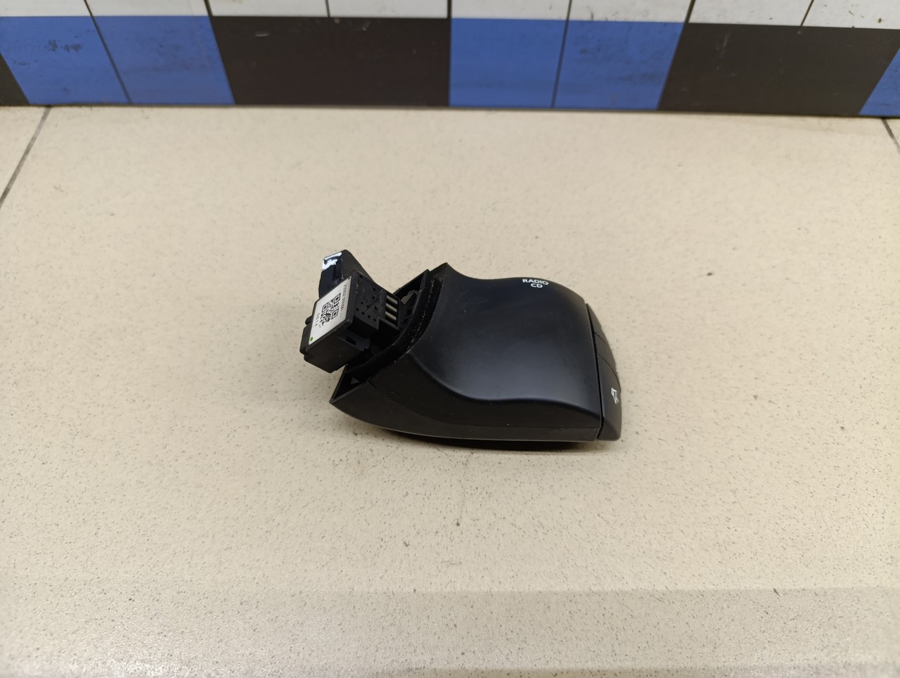 Переключатель подрулевой управления магнитолой RENAULT Fluence 2010>