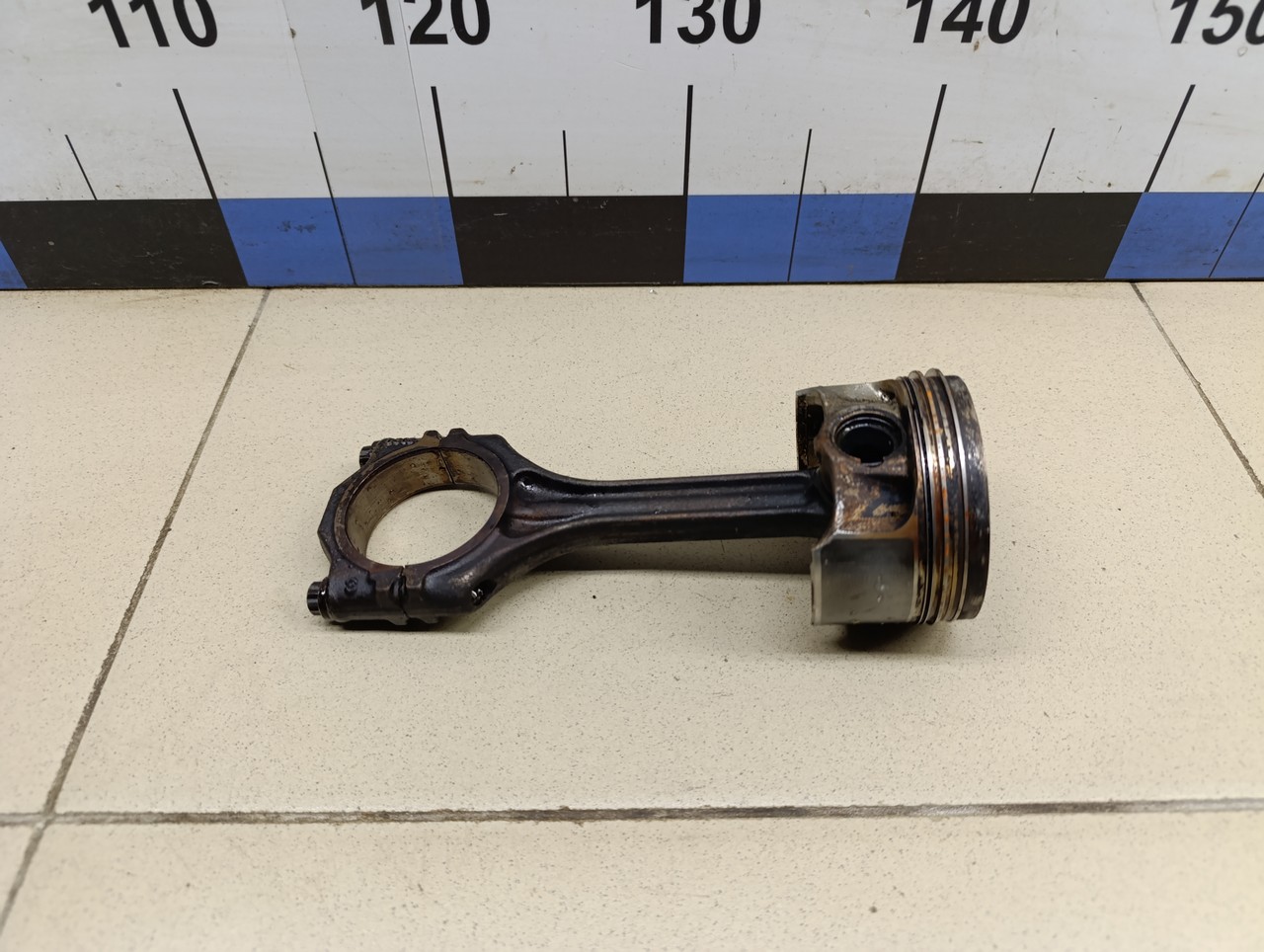 Поршень с шатуном VW Tiguan 2011-2016