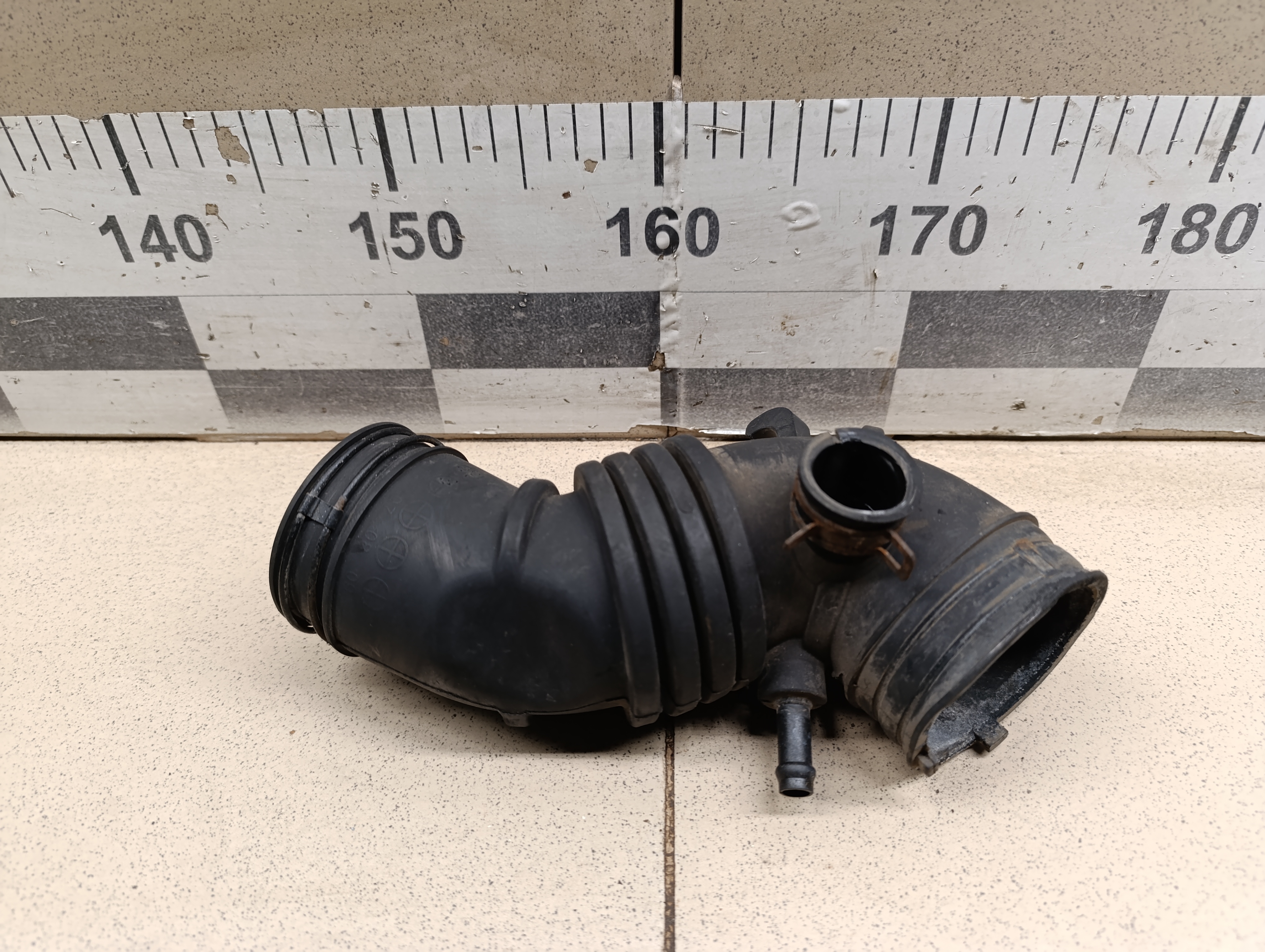 Патрубок воздушного фильтра HYUNDAI Getz 2002-2010