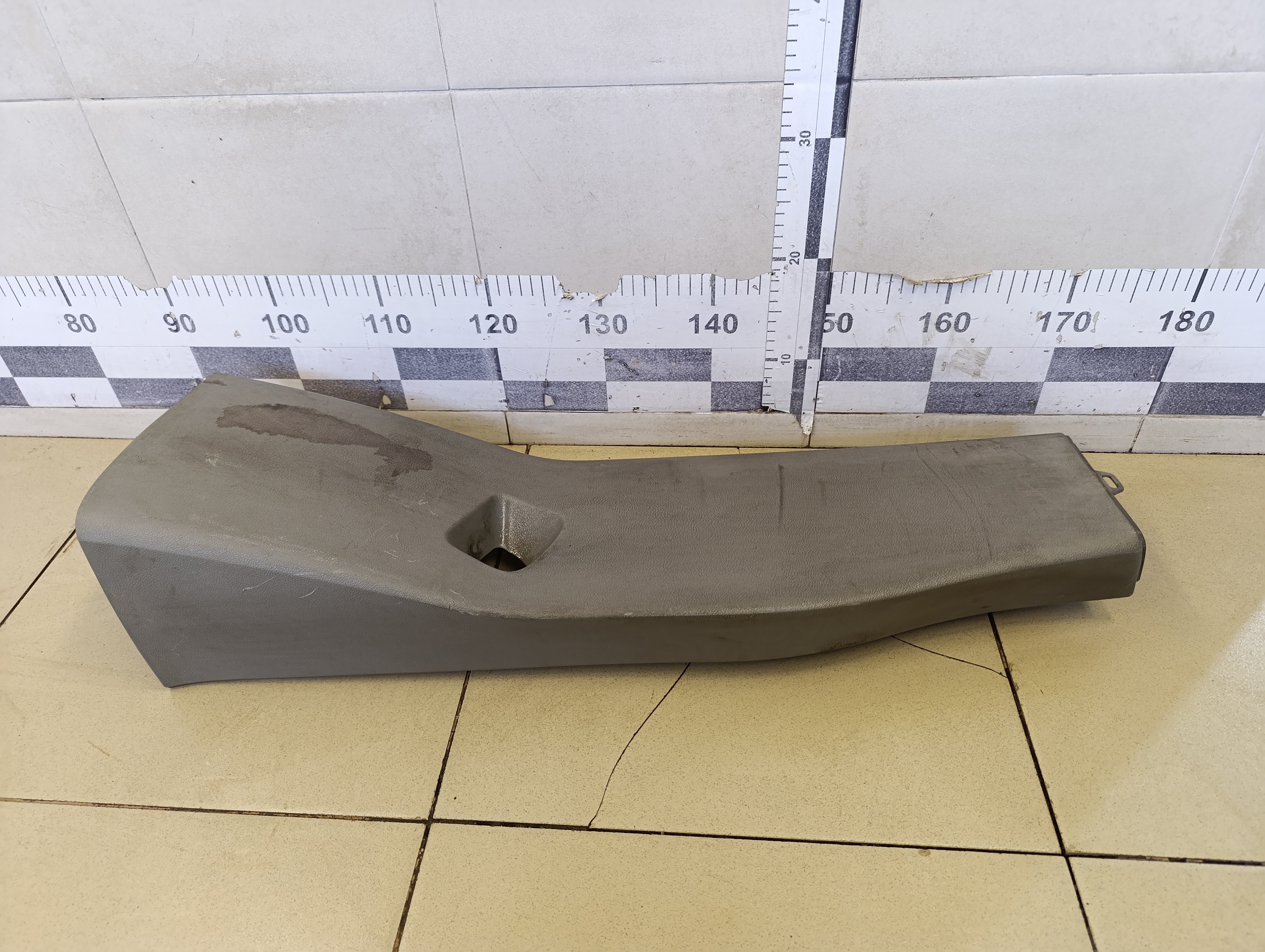 Обшивка стойки VW Transporter T5 2003-2015