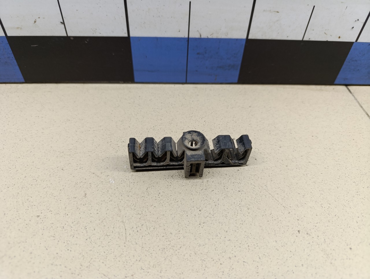 Крепеж RENAULT Duster 2012>