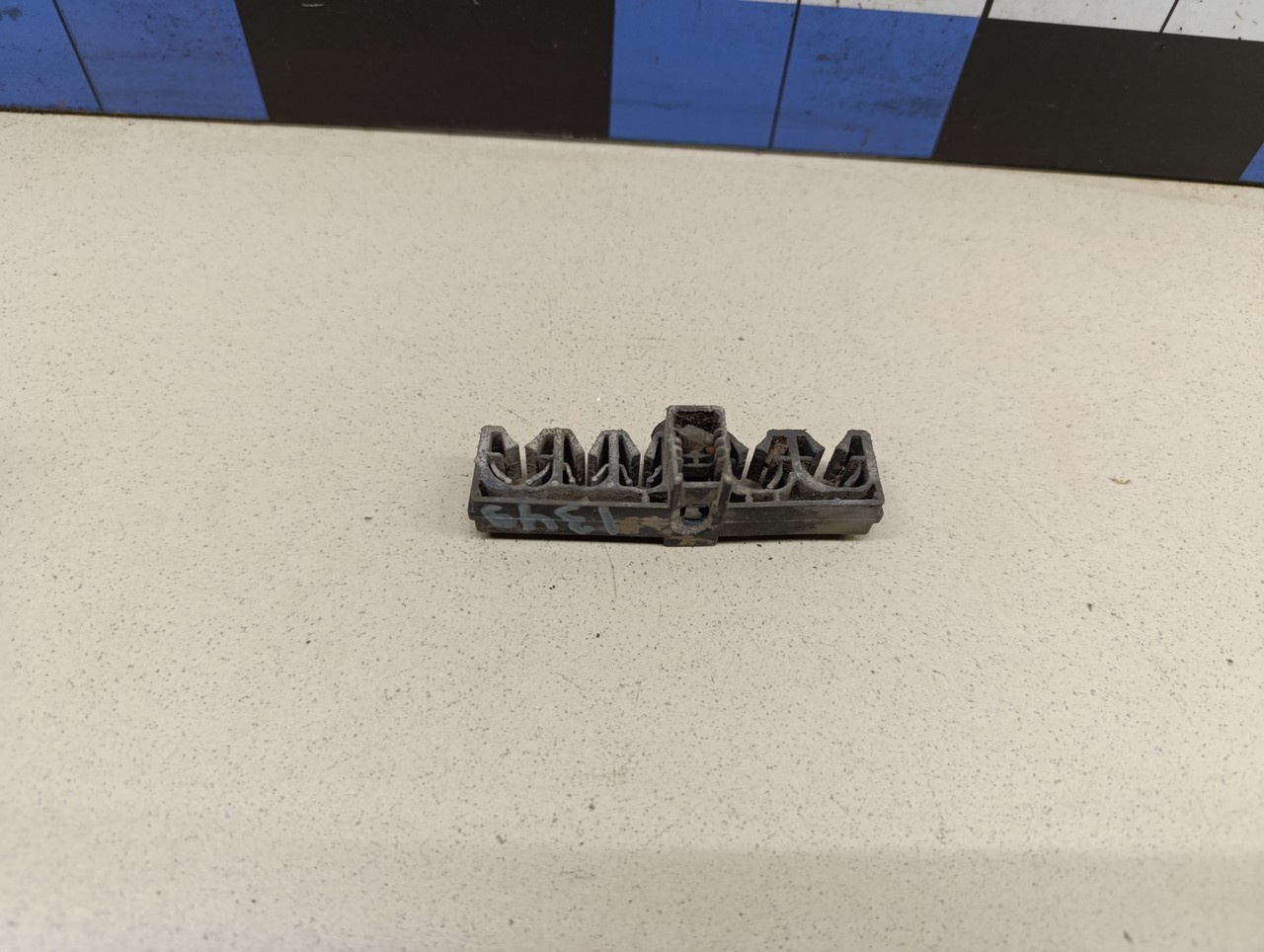 Крепеж RENAULT Duster 2012>