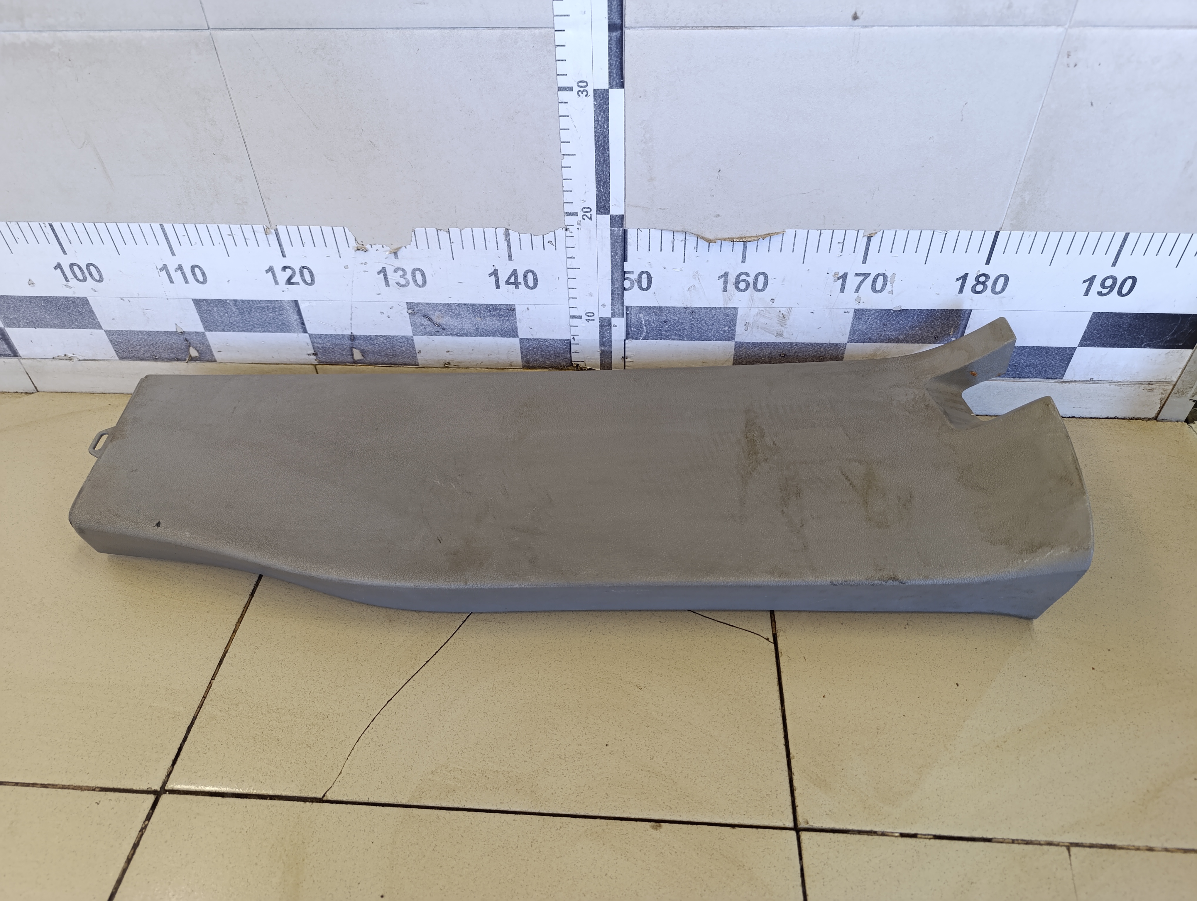 Обшивка стойки VW Transporter T5 2003-2015