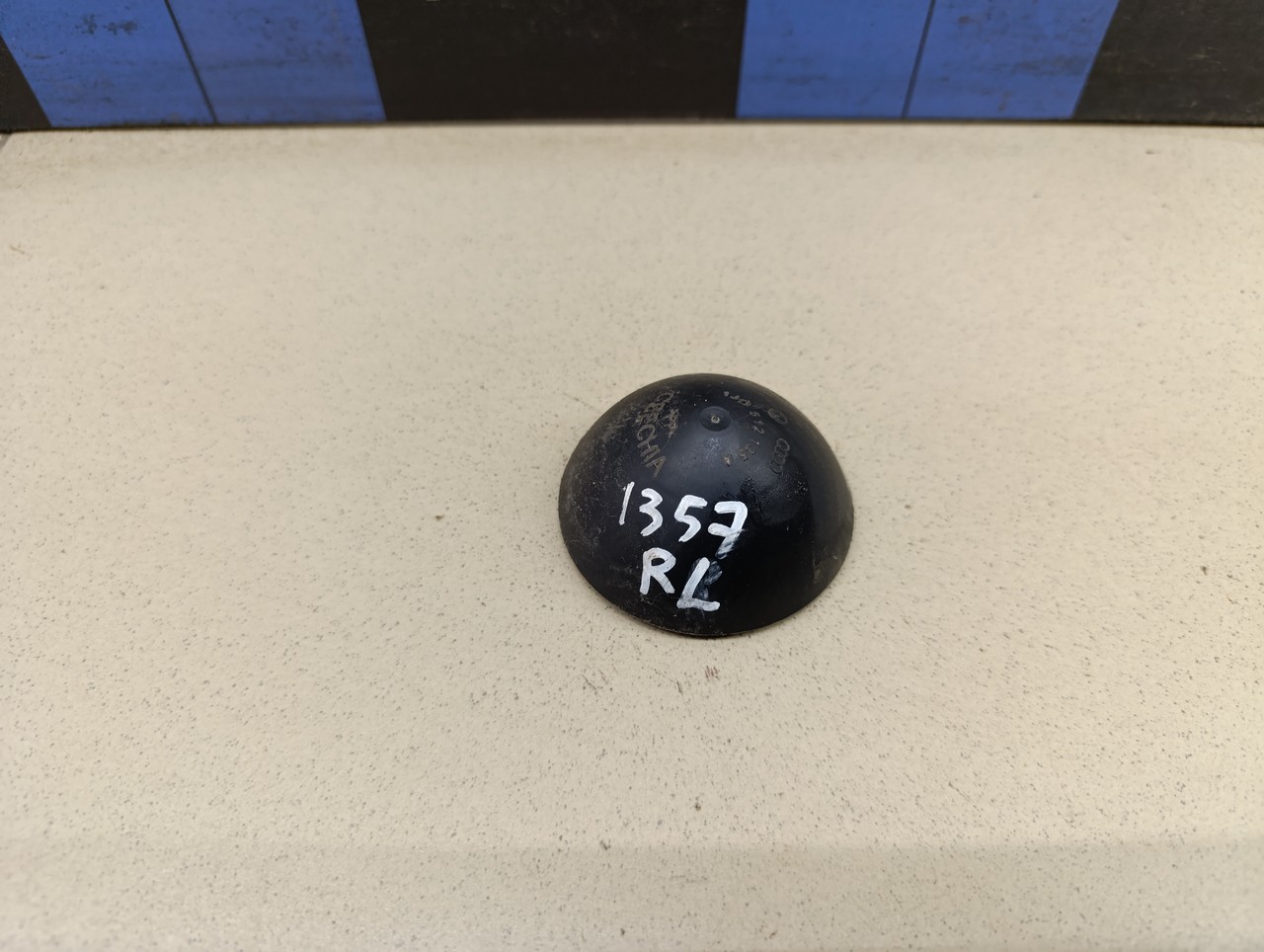 Пыльник гайки заднего амортизатора Audi A3 (8L1) 1996-2003