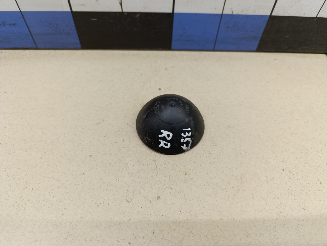 Пыльник гайки заднего амортизатора Audi A3 (8L1) 1996-2003