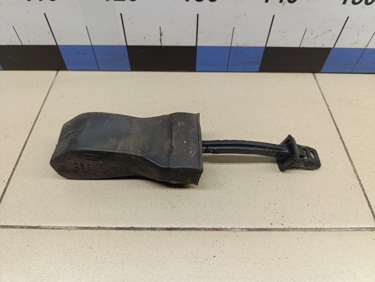 Ограничитель двери VW Tiguan 2011-2016