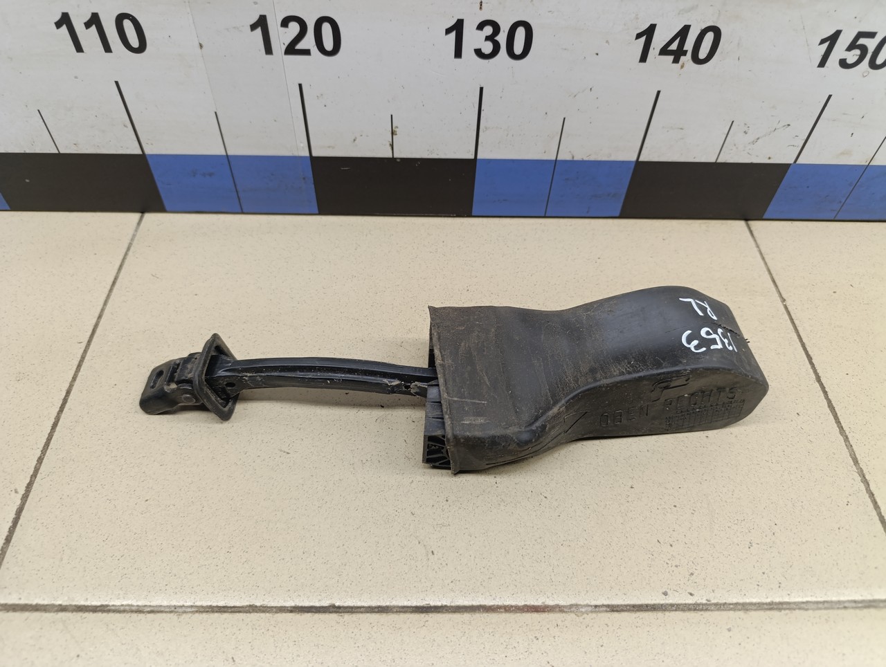 Ограничитель двери VW Tiguan 2011-2016