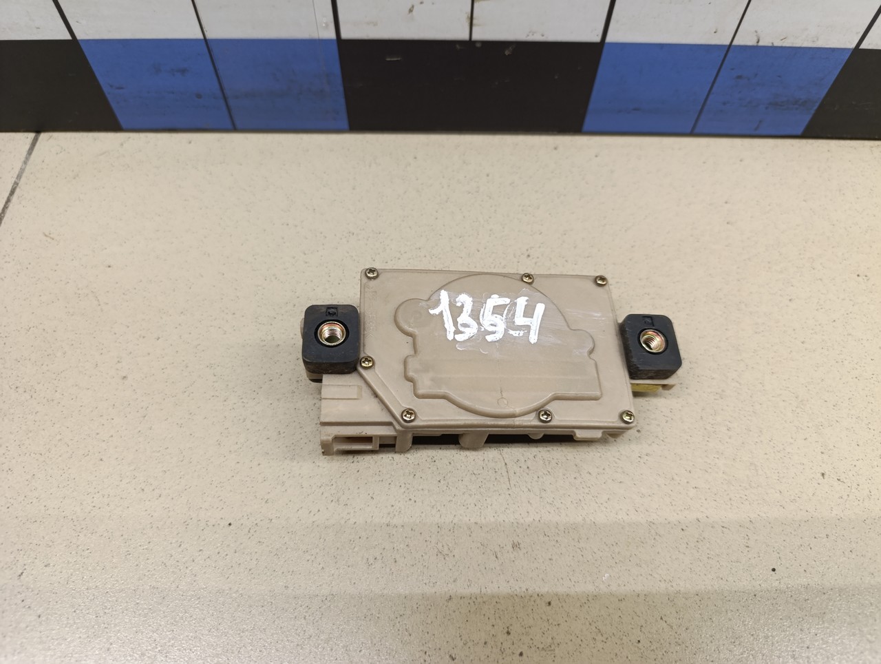 Активатор замка багажника NISSAN Almera N16 2000-2006