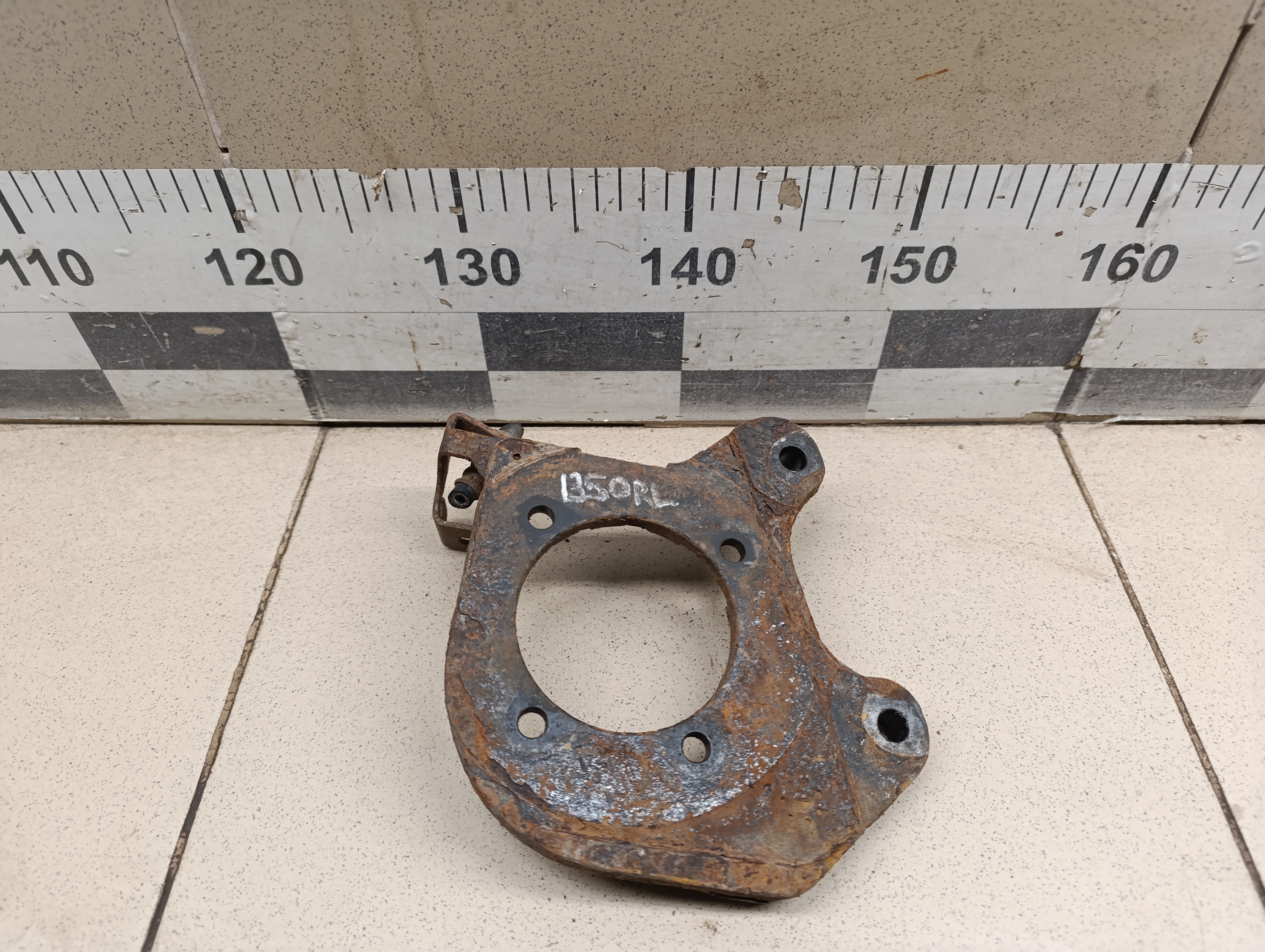 Скоба суппорта заднего Chevrolet Cruze 2009-2016