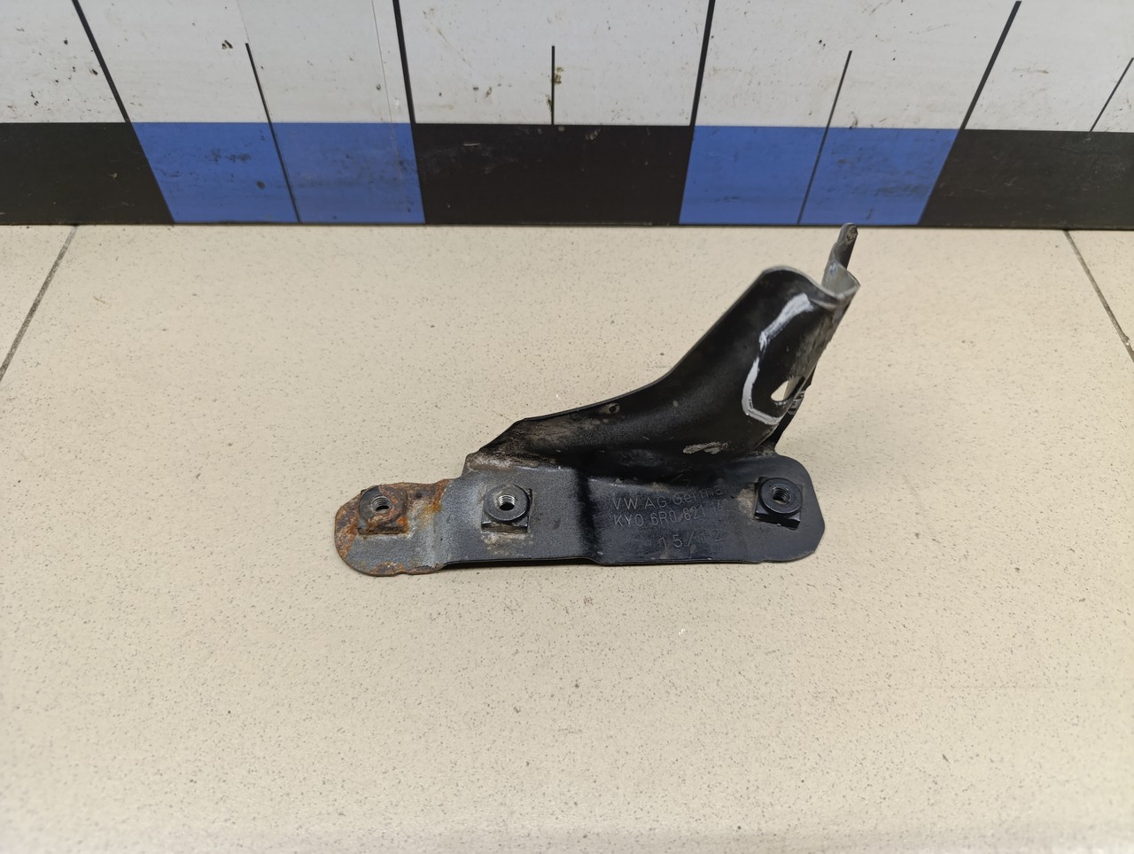 Кронштейн крепления крыла VW Polo (Sed RUS) 2011>