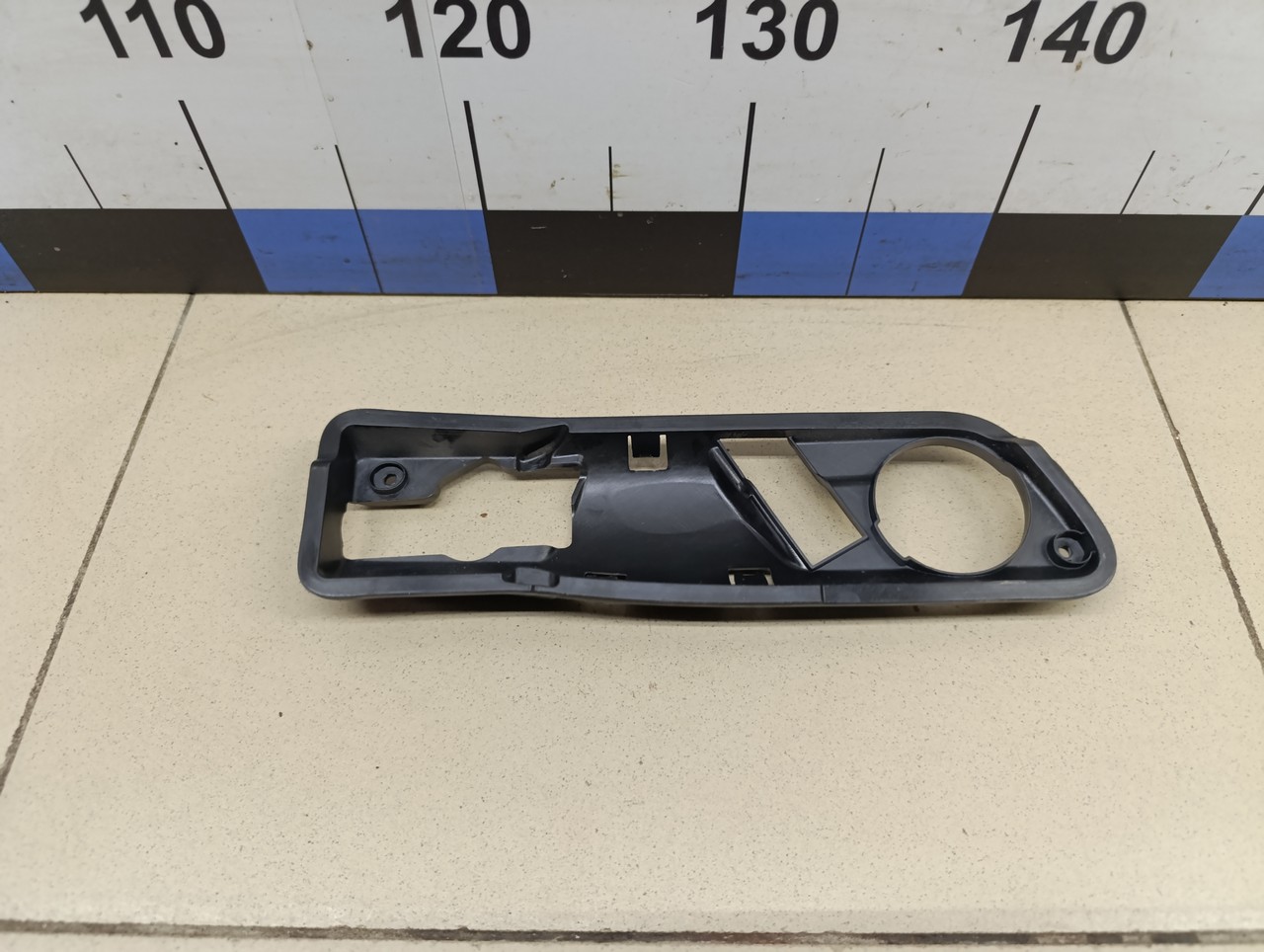 Кронштейн ручки VW Tiguan 2011-2016