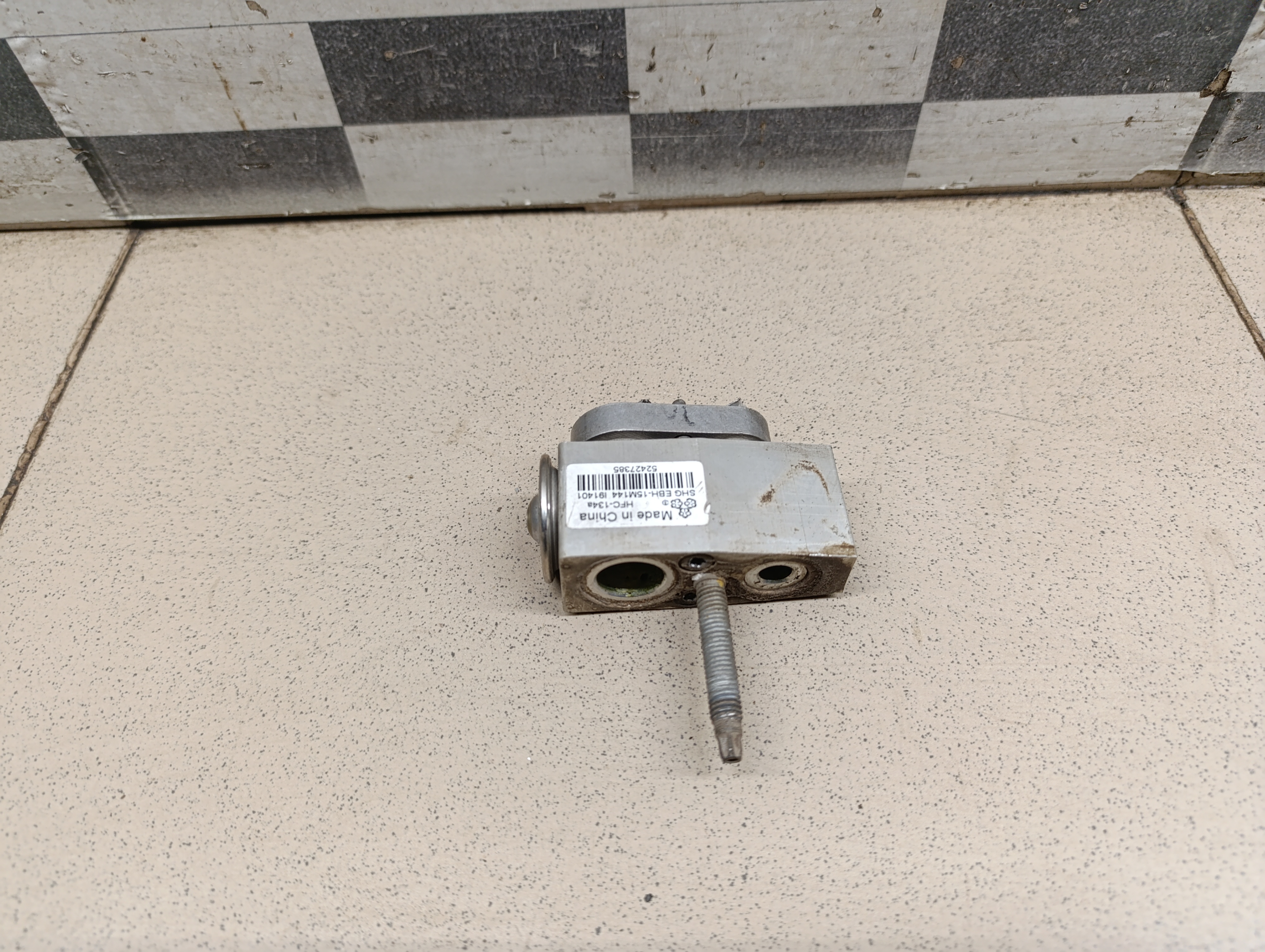 Клапан кондиционера Chevrolet Cruze 2009-2016