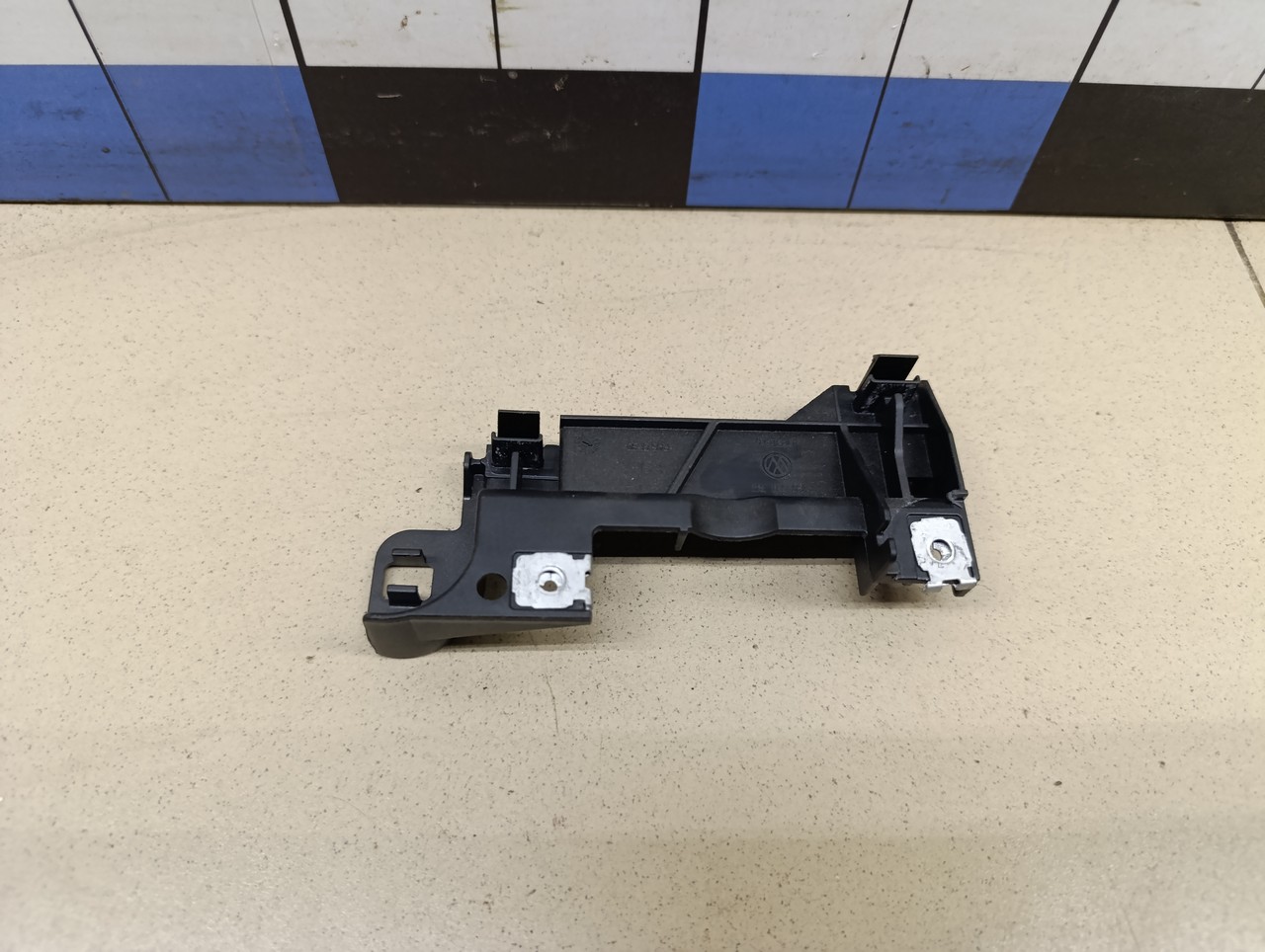 Кронштейн (сопут. товар) VW Golf V Plus 2005-2014