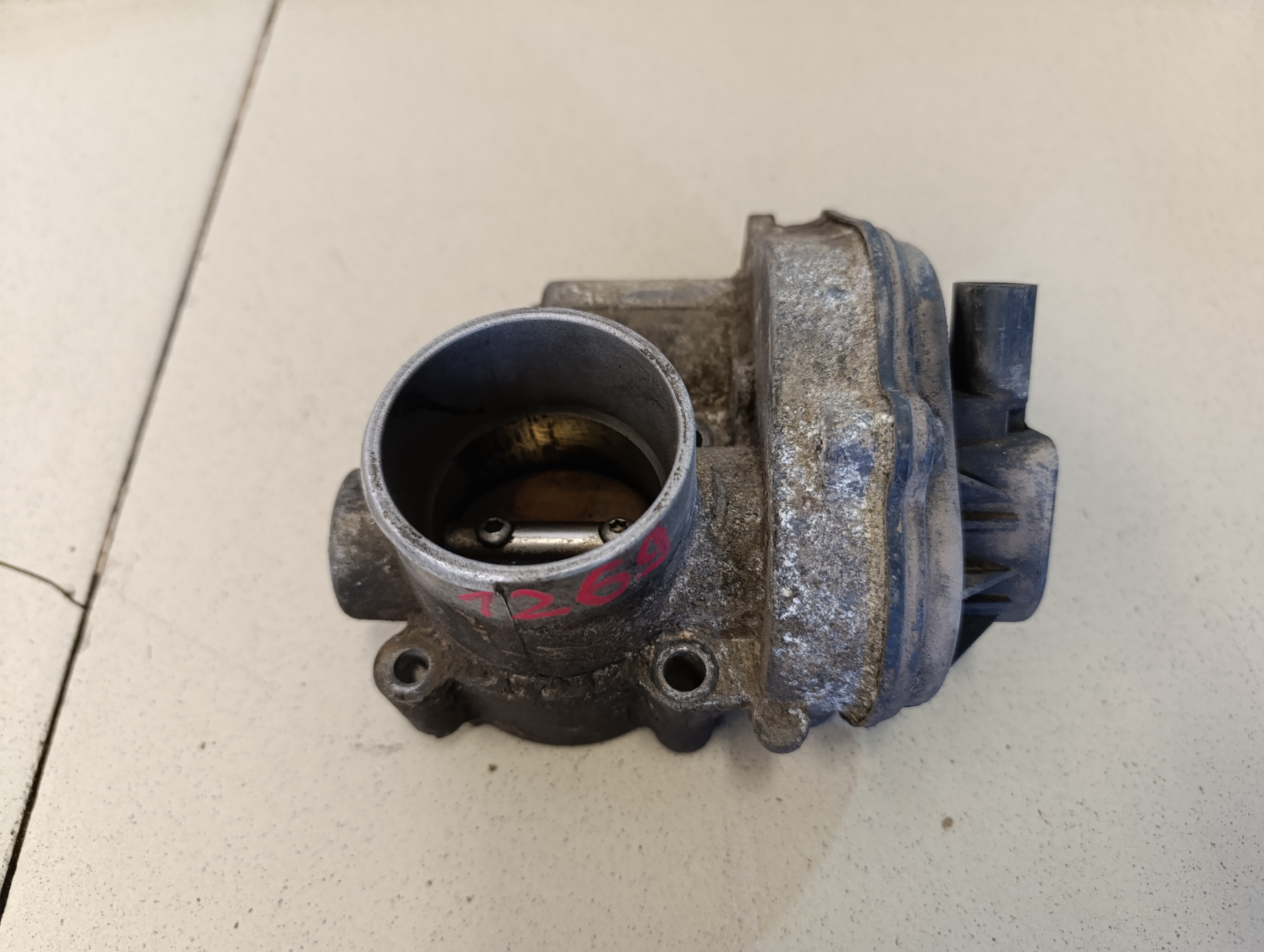 Заслонка дроссельная электрическая FORD Focus II 2005-2008