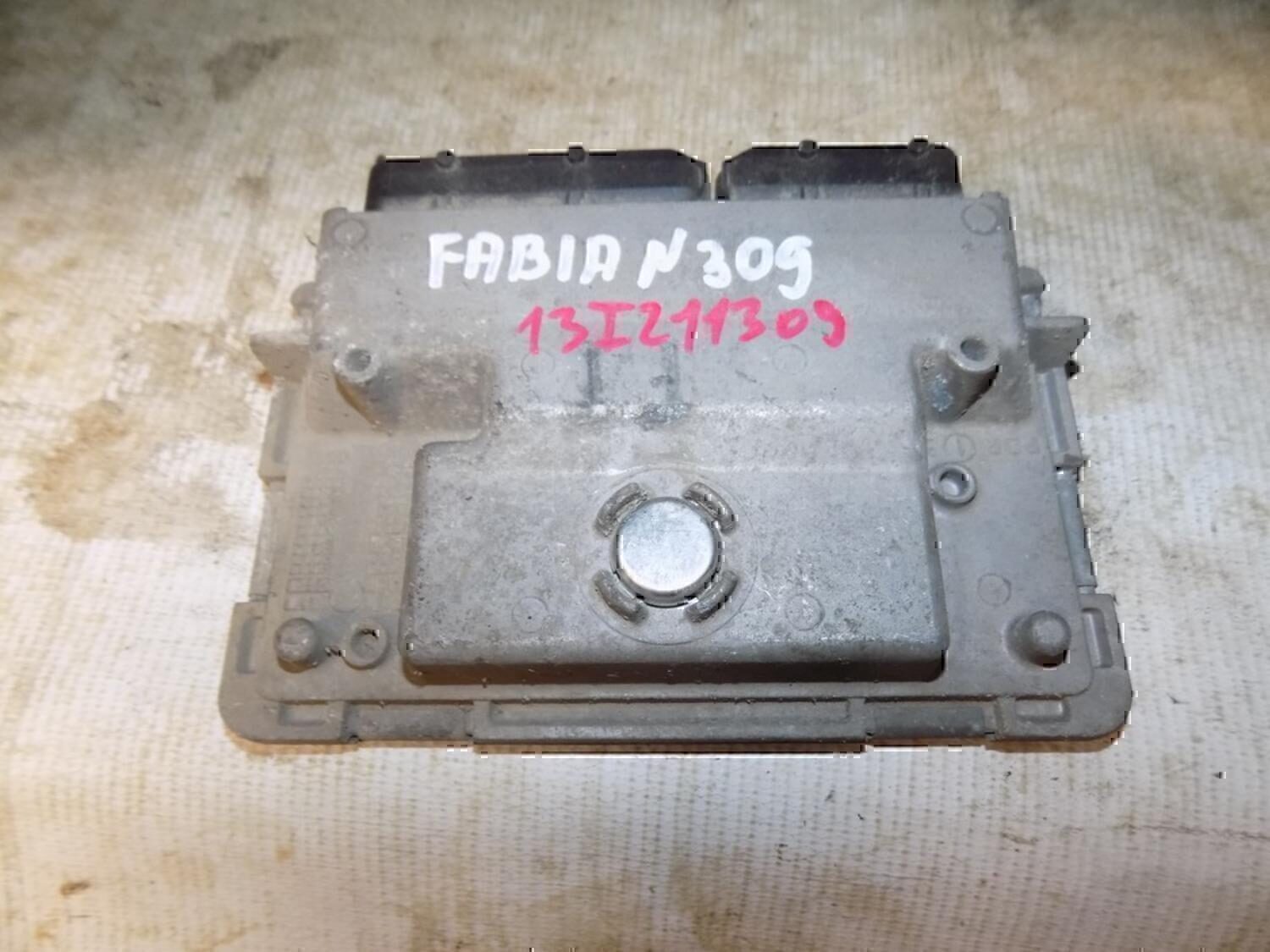 Блок управления двигателем SKODA Fabia 2007-2015