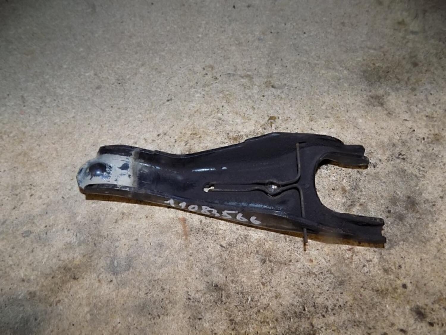 Вилка сцепления MAZDA 626 (GE) 1992-1997