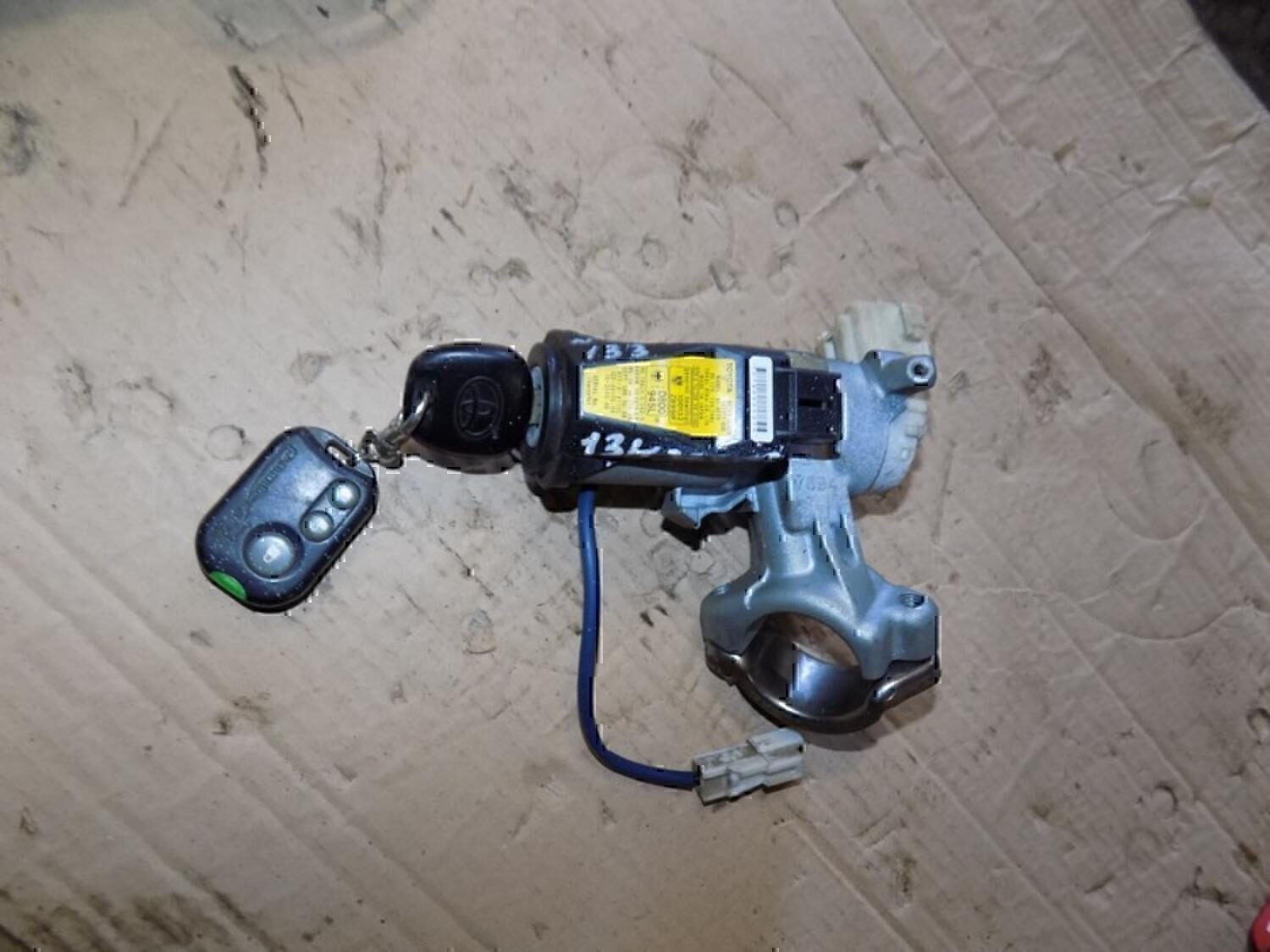 Замок зажигания TOYOTA Yaris Verso 1999-2005