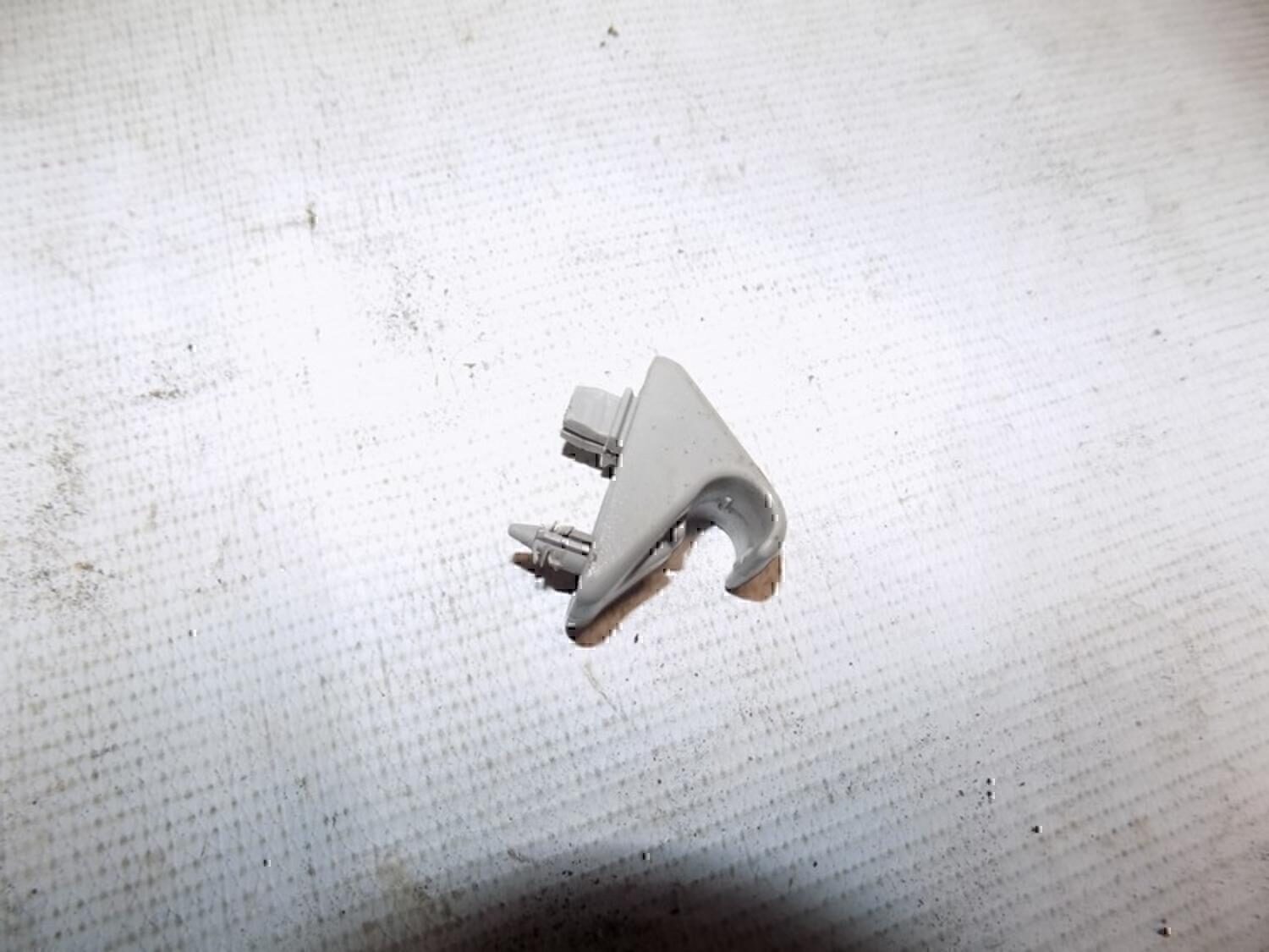 Крючок солнцезащитного козырька KIA RIO 2000-2004