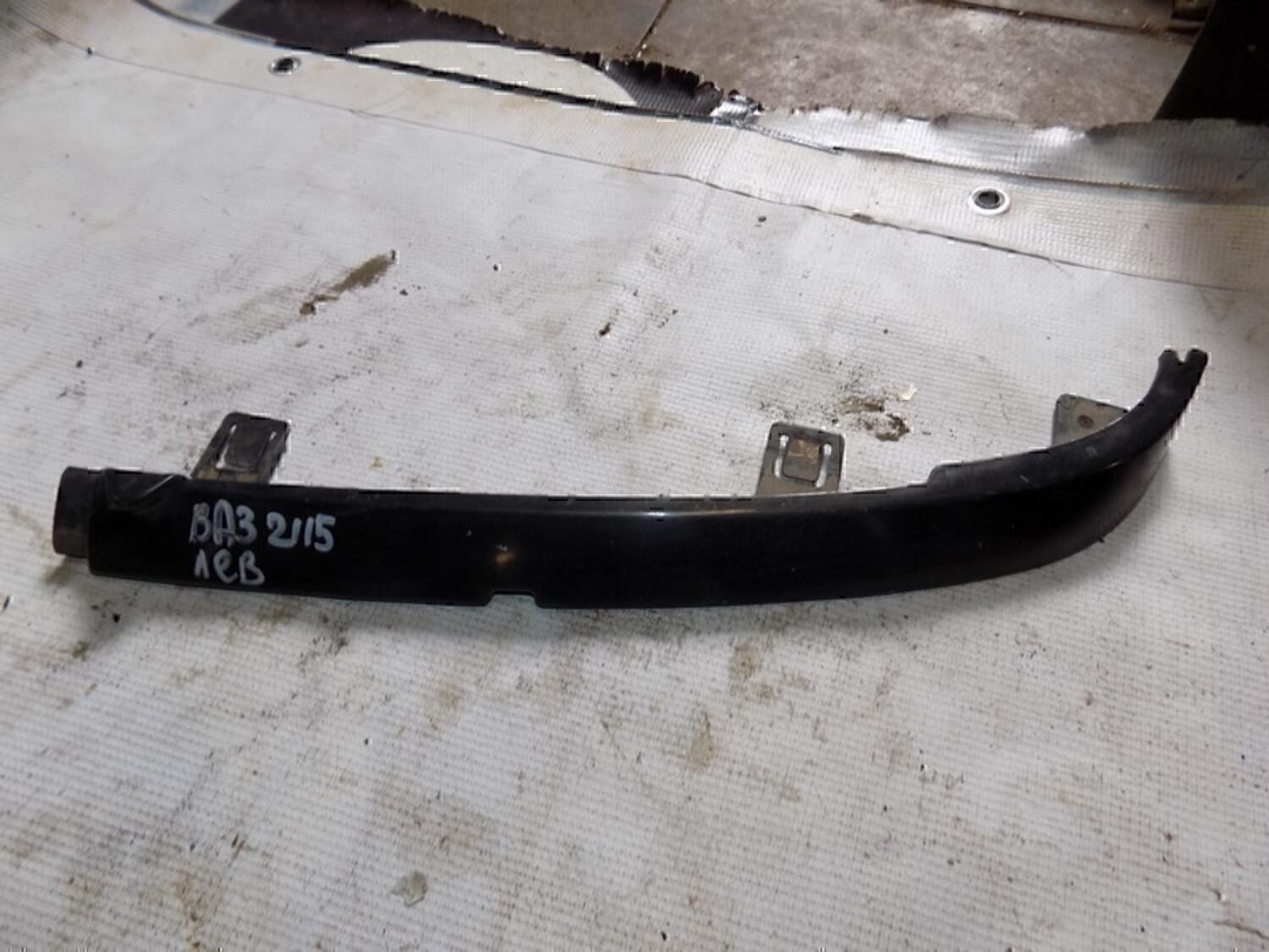Планка под фару левая — фото 2
