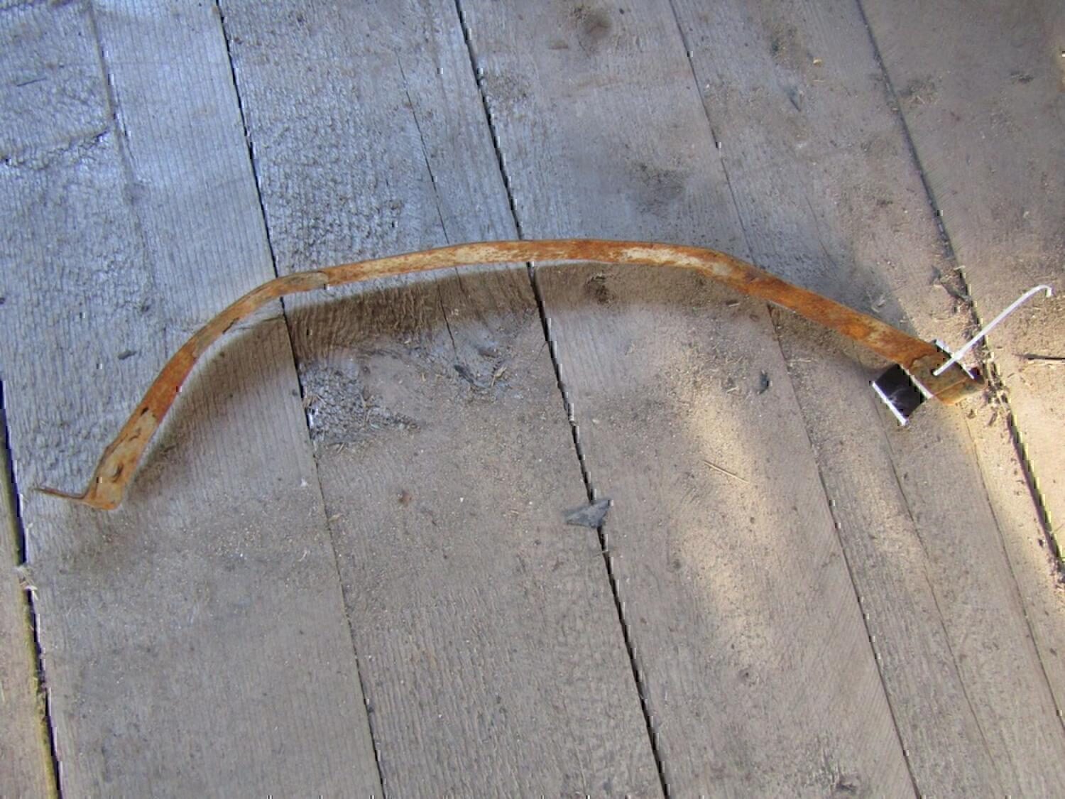 Лента крепления бензобака VAZ Lada 2115