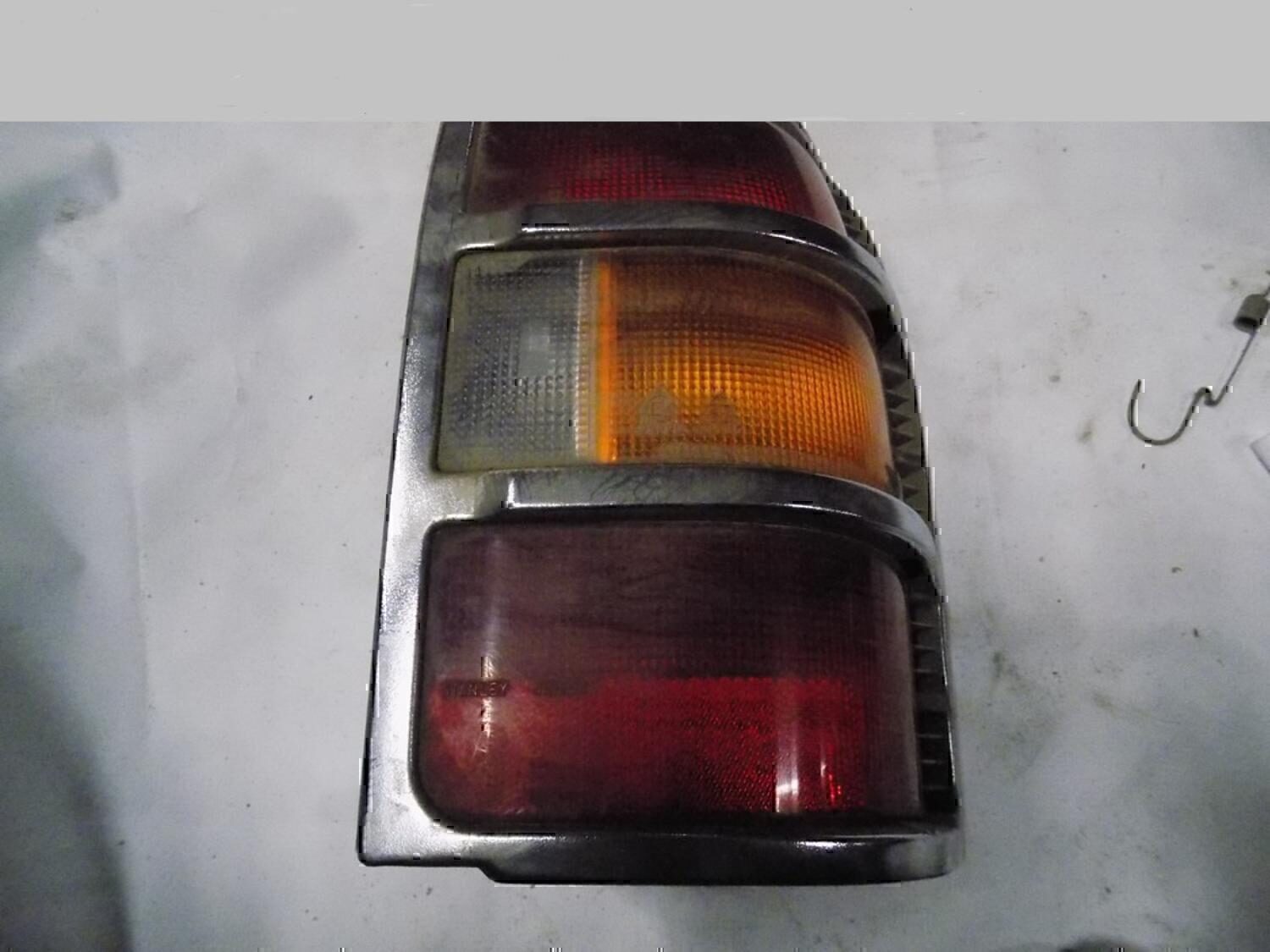 Фонарь задний правый MITSUBISHI Pajero/Montero (V1, V2, V3, V4) 1997-2004