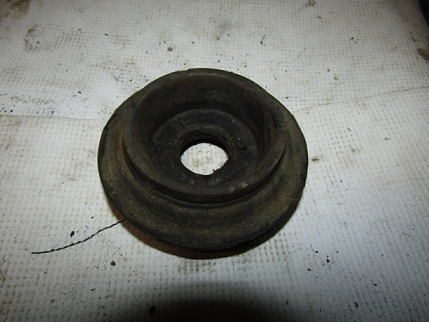 Опора переднего амортизатора RENAULT Clio/Symbol 1998-2008