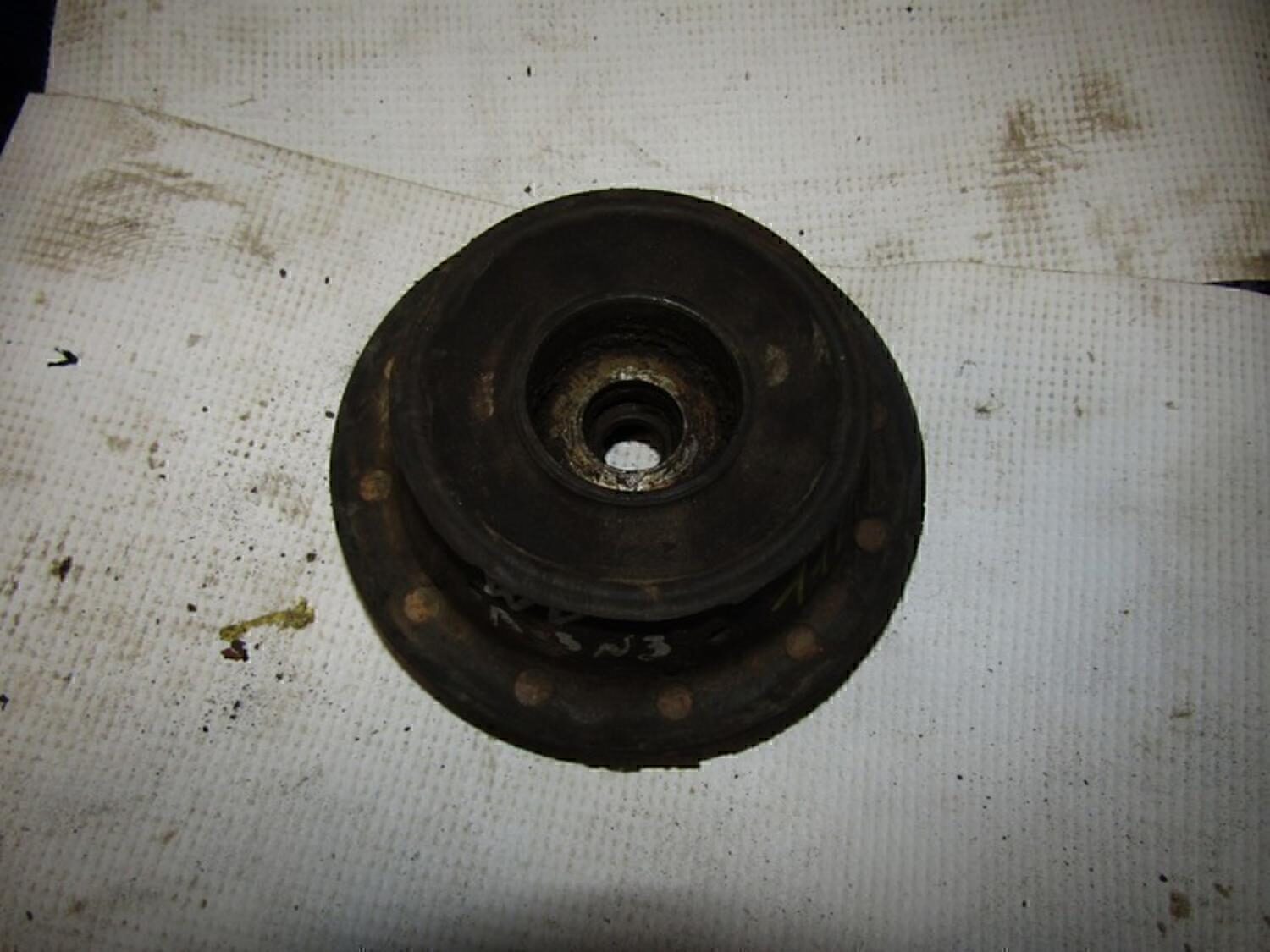 Опора переднего амортизатора VW Golf III/Vento 1991-1997