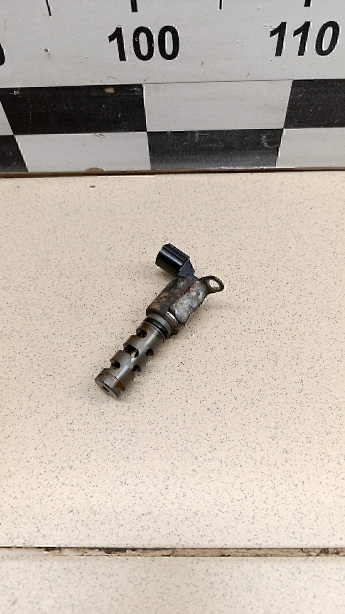 Клапан электромагн. изменения фаз ГРМ TOYOTA Corolla E15 2006-2013