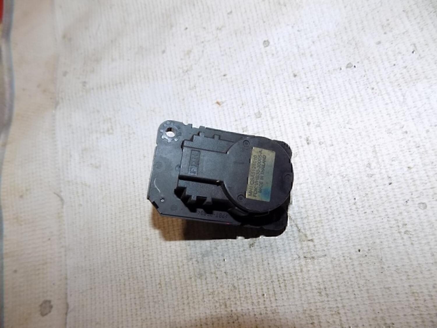 Моторчик заслонки отопителя MITSUBISHI ASX 2010-2016