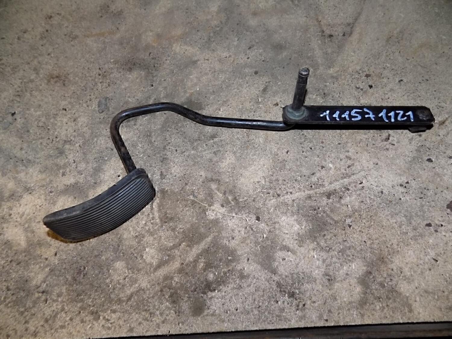 Педаль газа VAZ Lada 2115