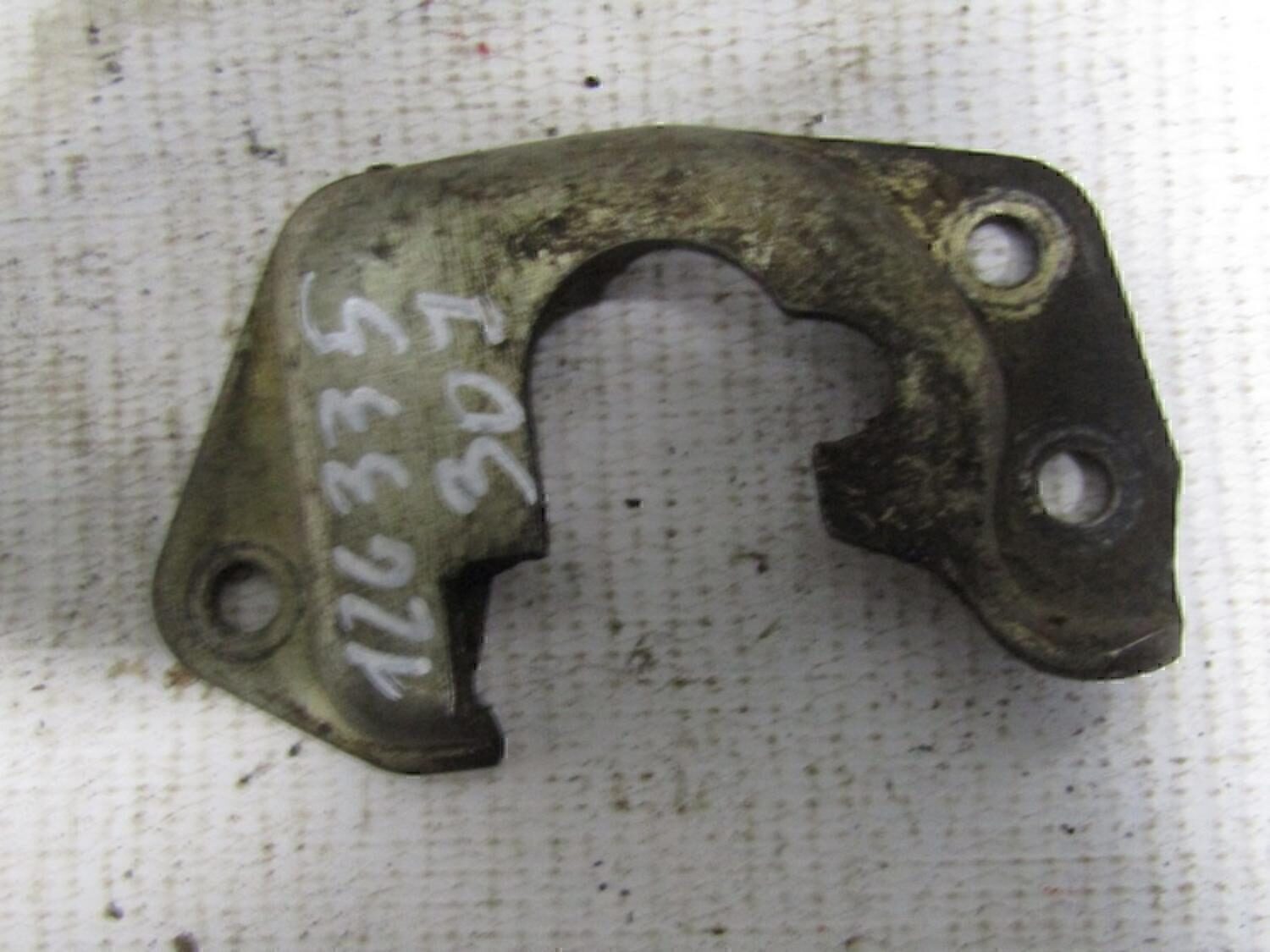 Ответная часть замка двери VAZ Lada 2107