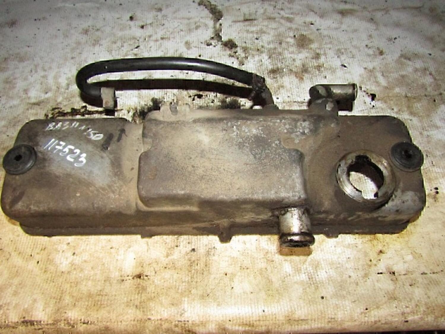 Крышка головки блока (клапанная) VAZ Lada Granta 2011>