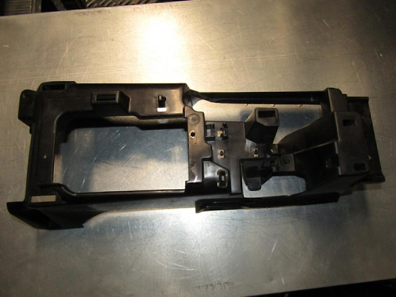 Накладка (кузов внутри) MITSUBISHI Outlander (GF) 2012>