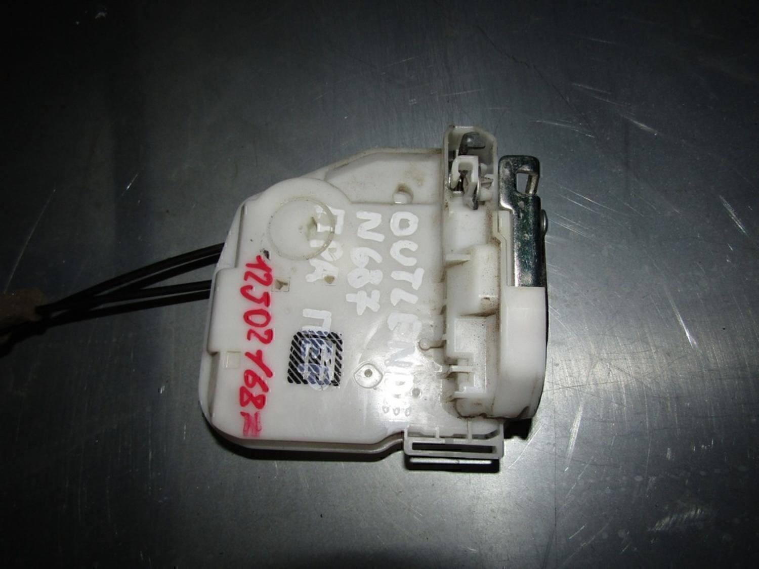 Замок двери передней правой MITSUBISHI ASX 2010-2016