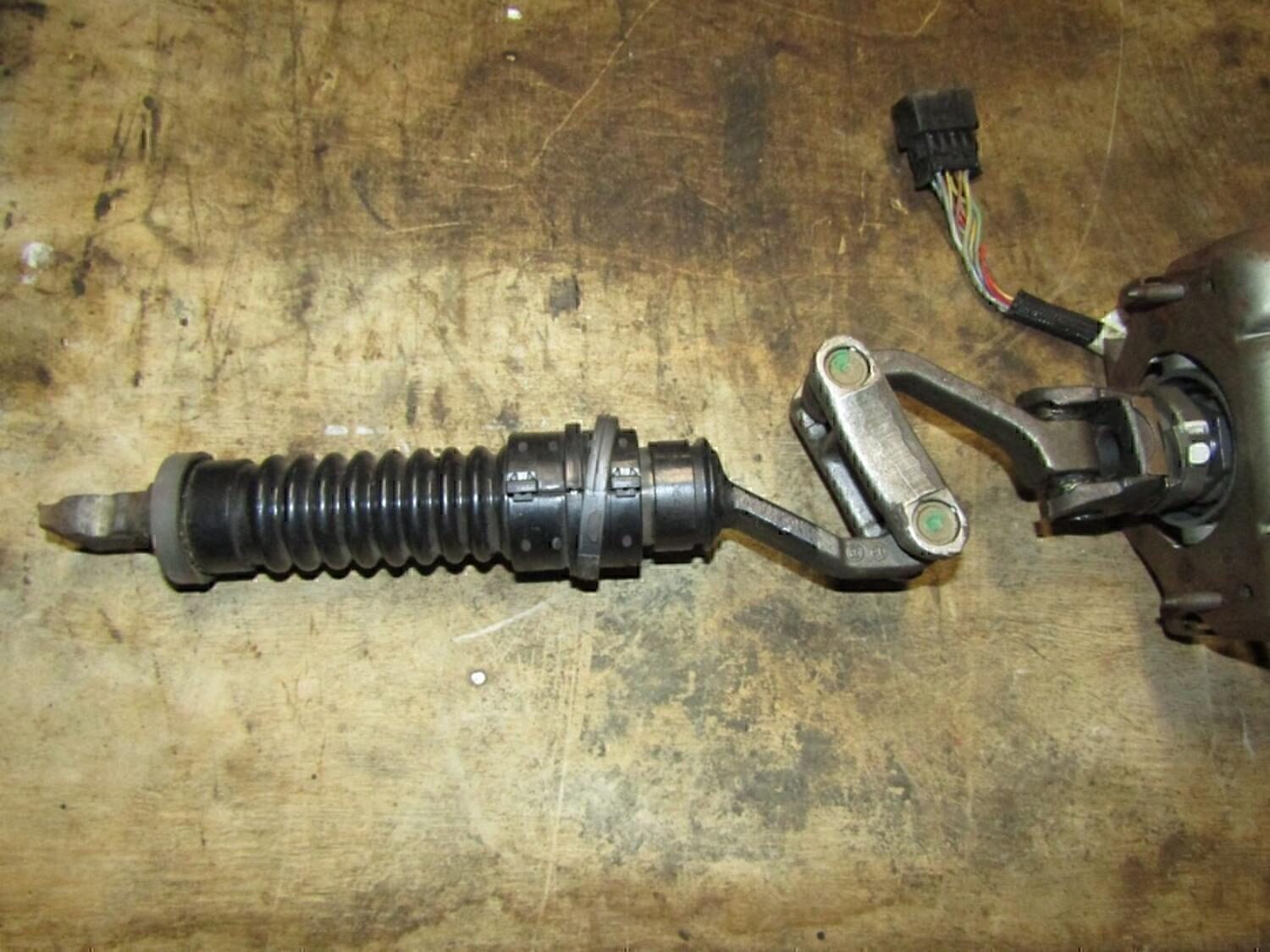 Кардан рулевой MERCEDES-BENZ W210 E-Klasse 1995-2000