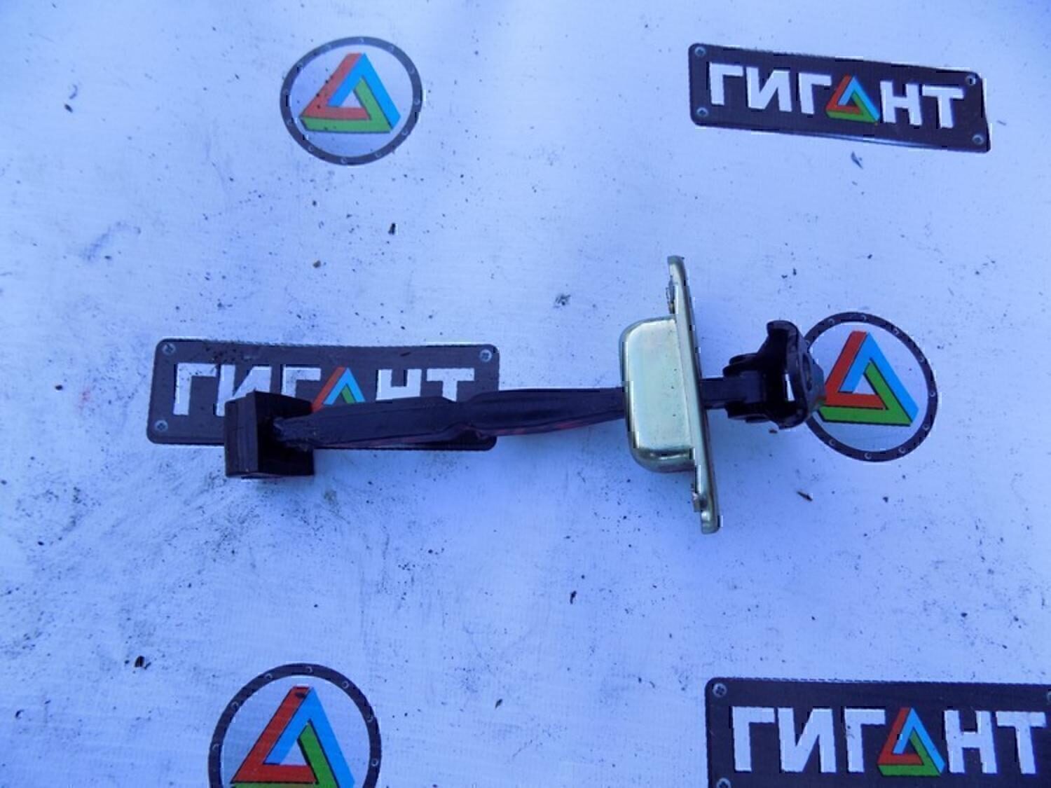 Ограничитель двери
