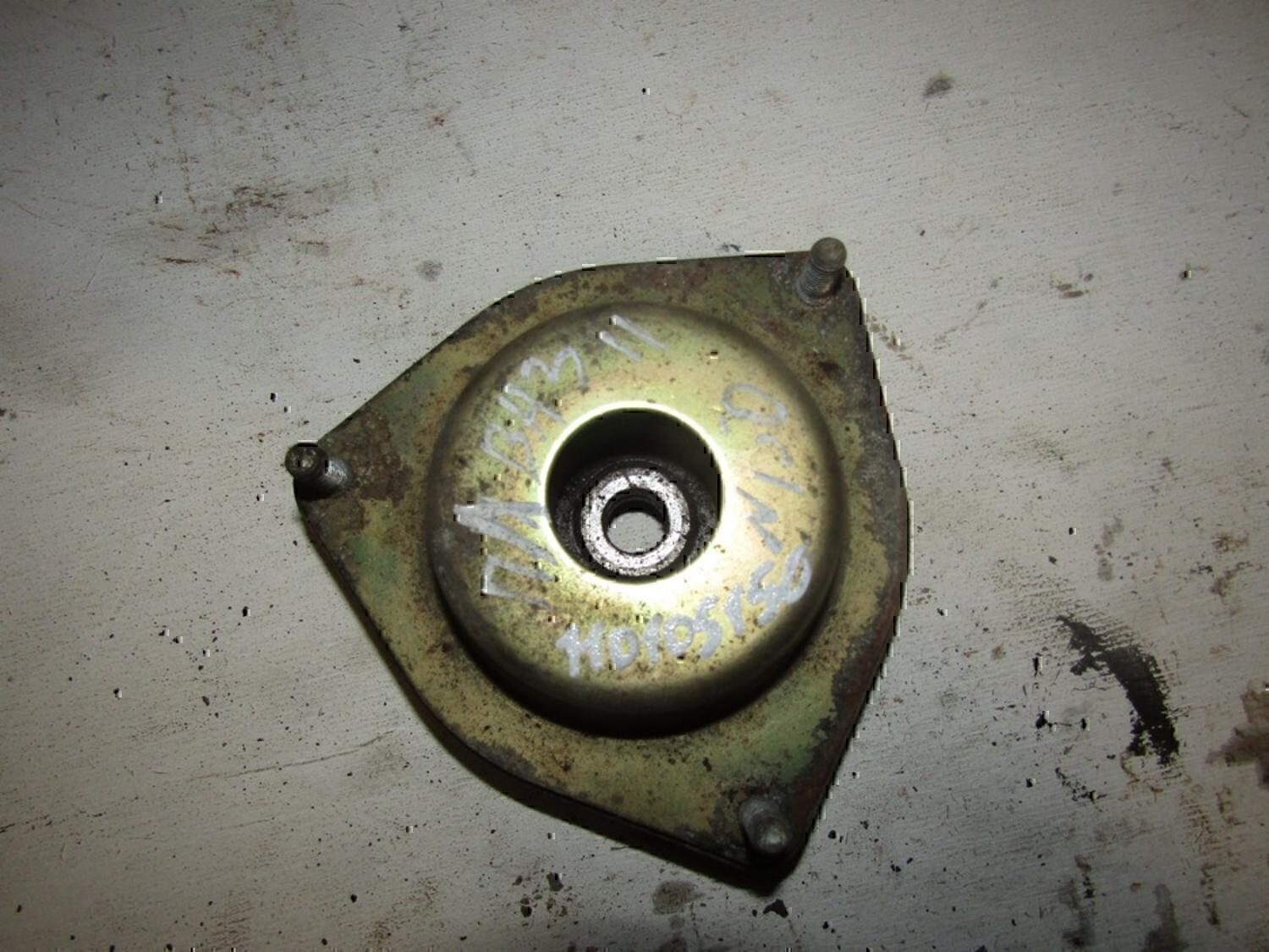 Опора переднего амортизатора VAZ Lada 2110