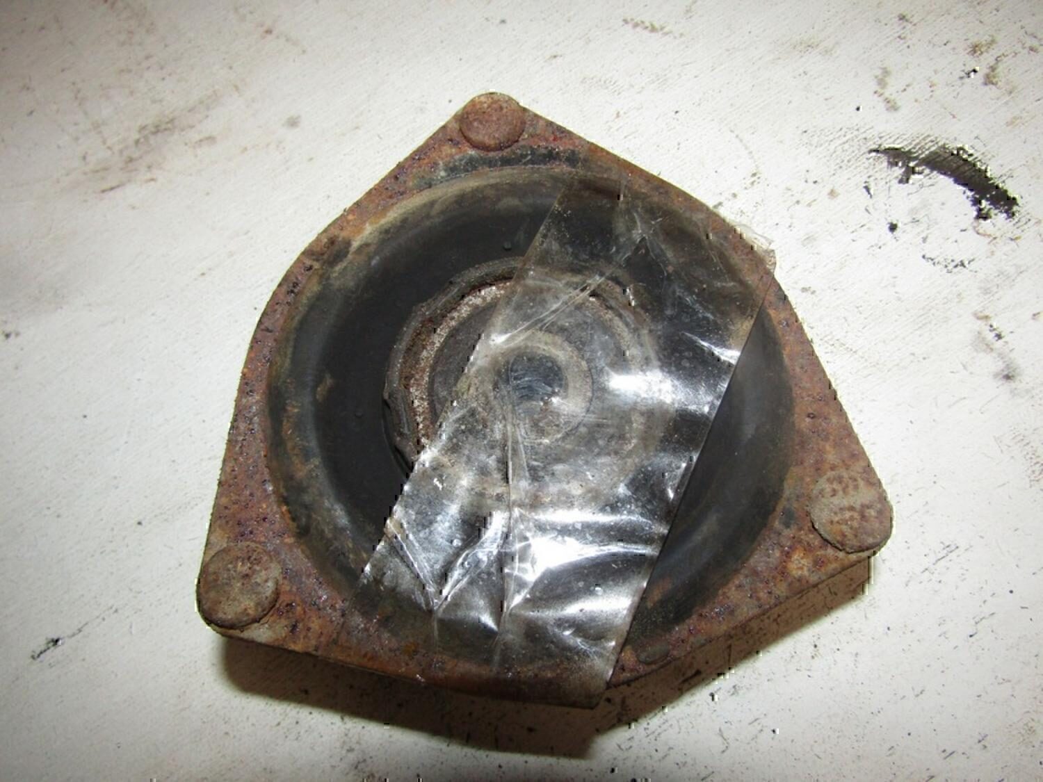 Опора переднего амортизатора VAZ Lada 2115