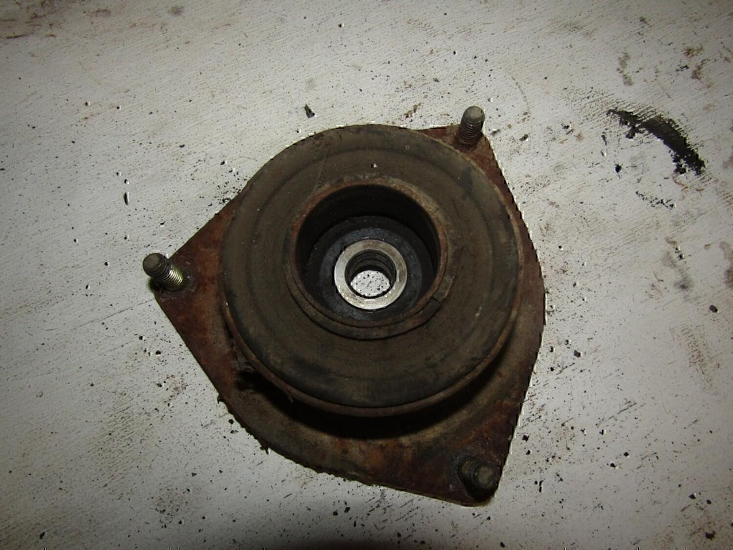 Опора переднего амортизатора VAZ Lada 2115