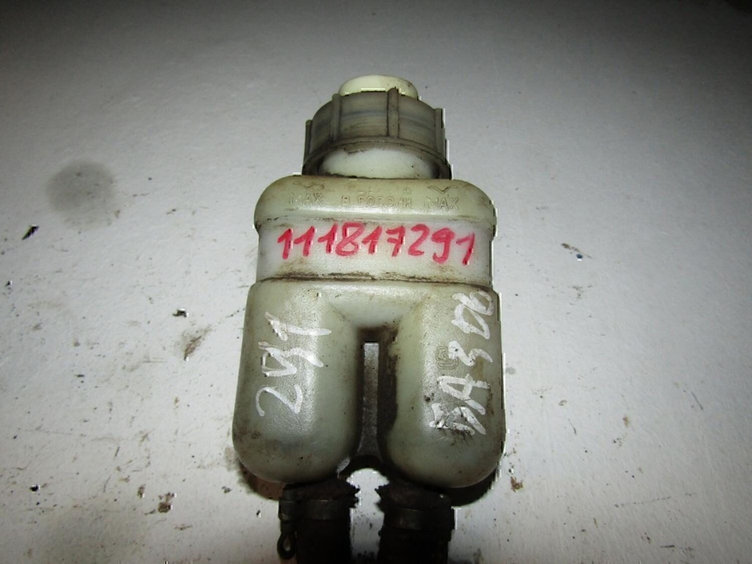 Бачок главного тормозного цилиндра VAZ Lada 2107