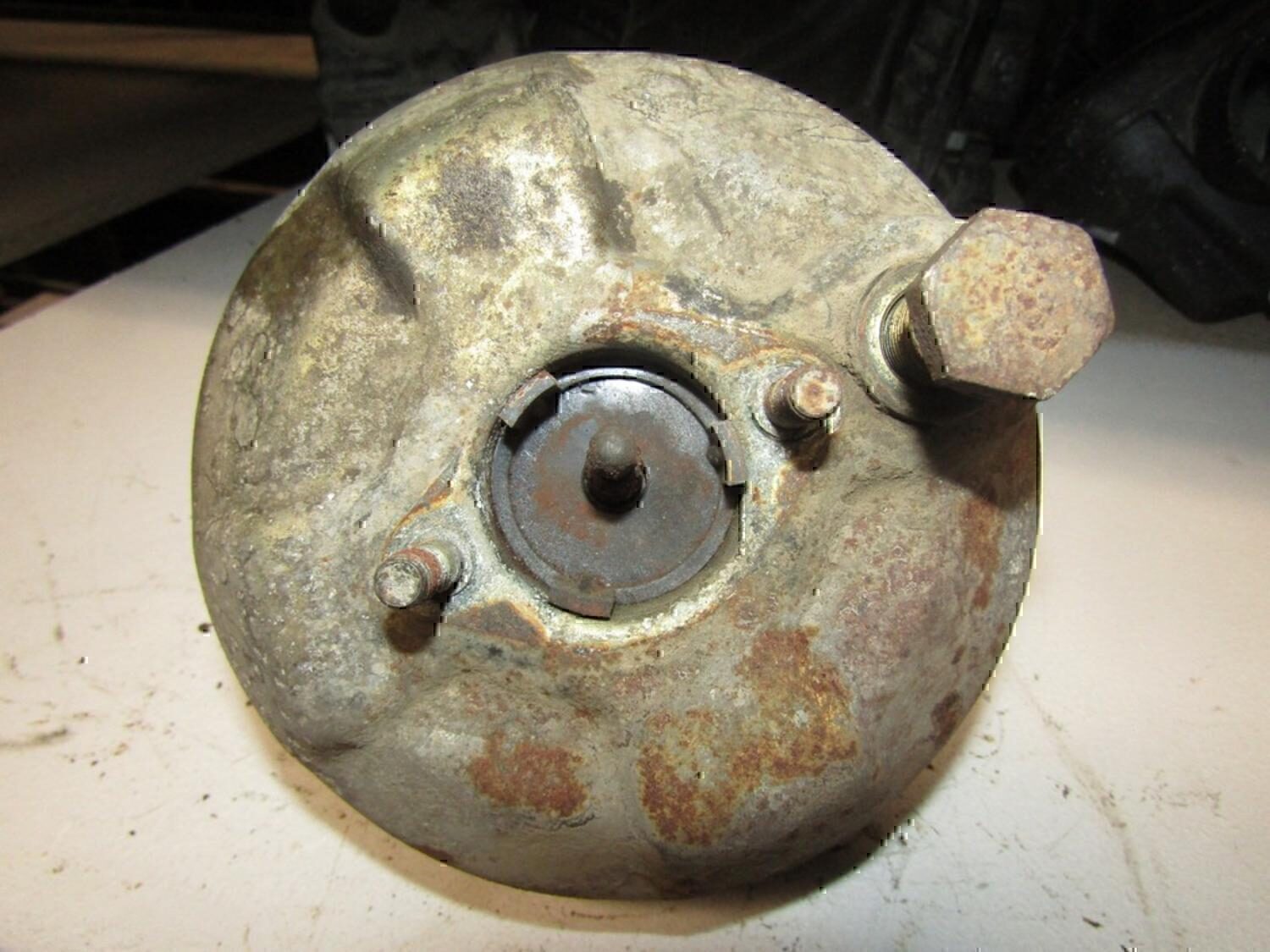 Усилитель тормозов вакуумный VAZ Lada 2107