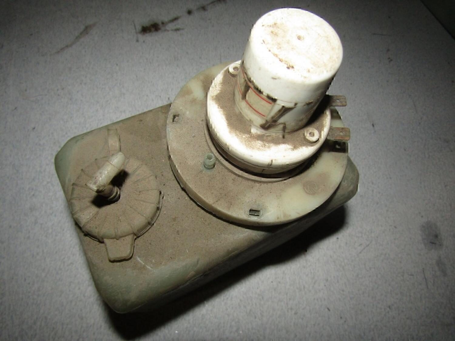 Насос омывателя VAZ Lada 2107