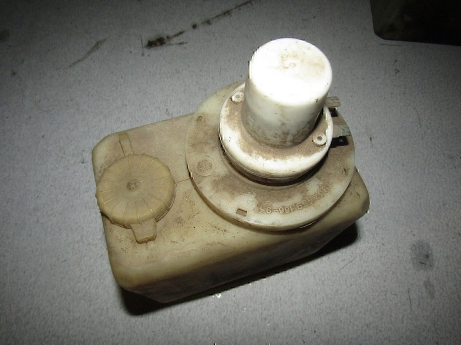 Насос омывателя VAZ Lada 2107